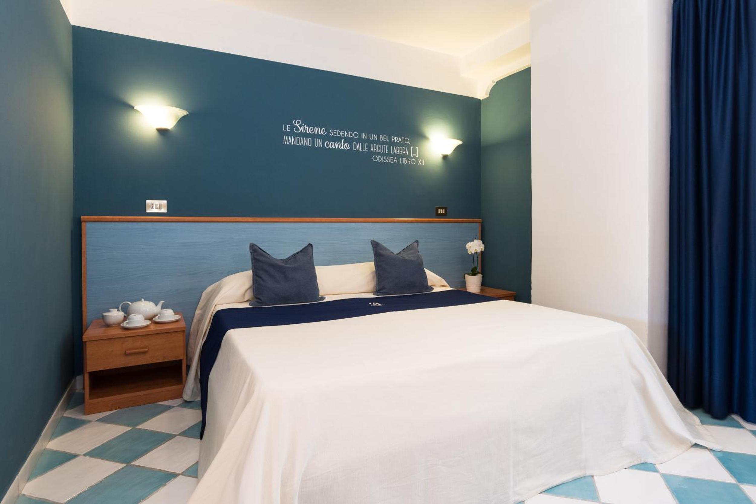 Double Room - Photo 17