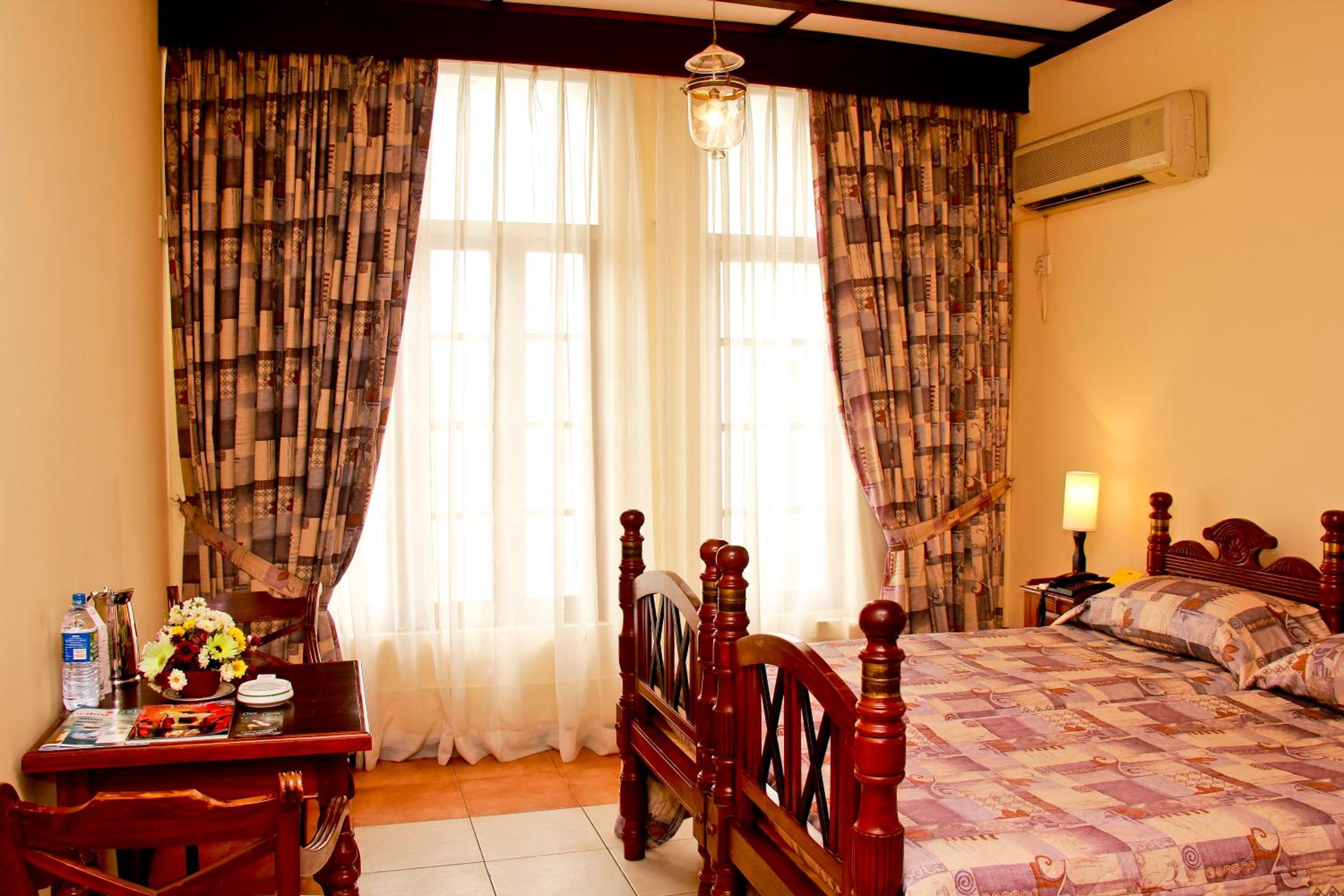 Standard Double or Twin Room photo 2
