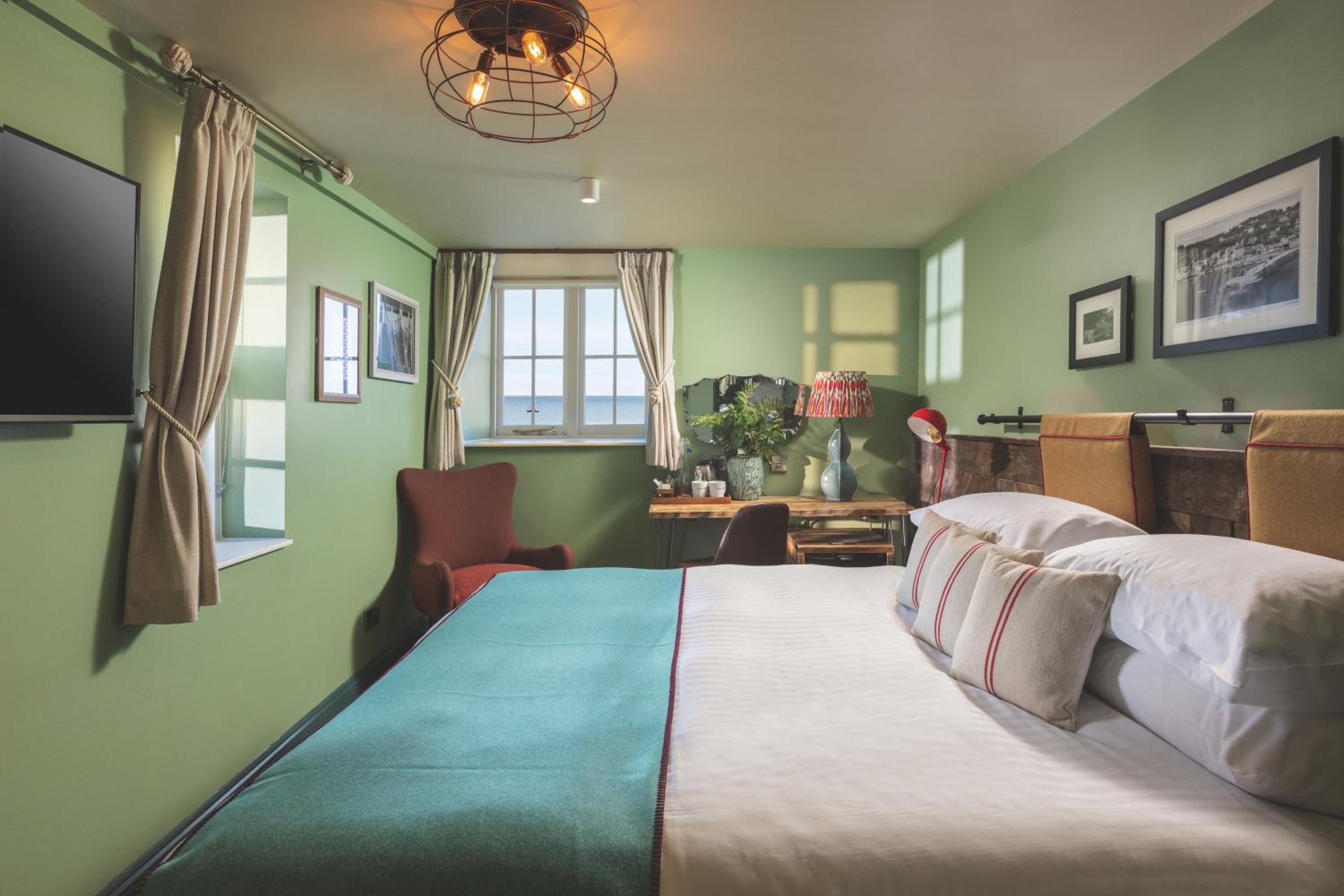 Superior King Room - Photo 1
