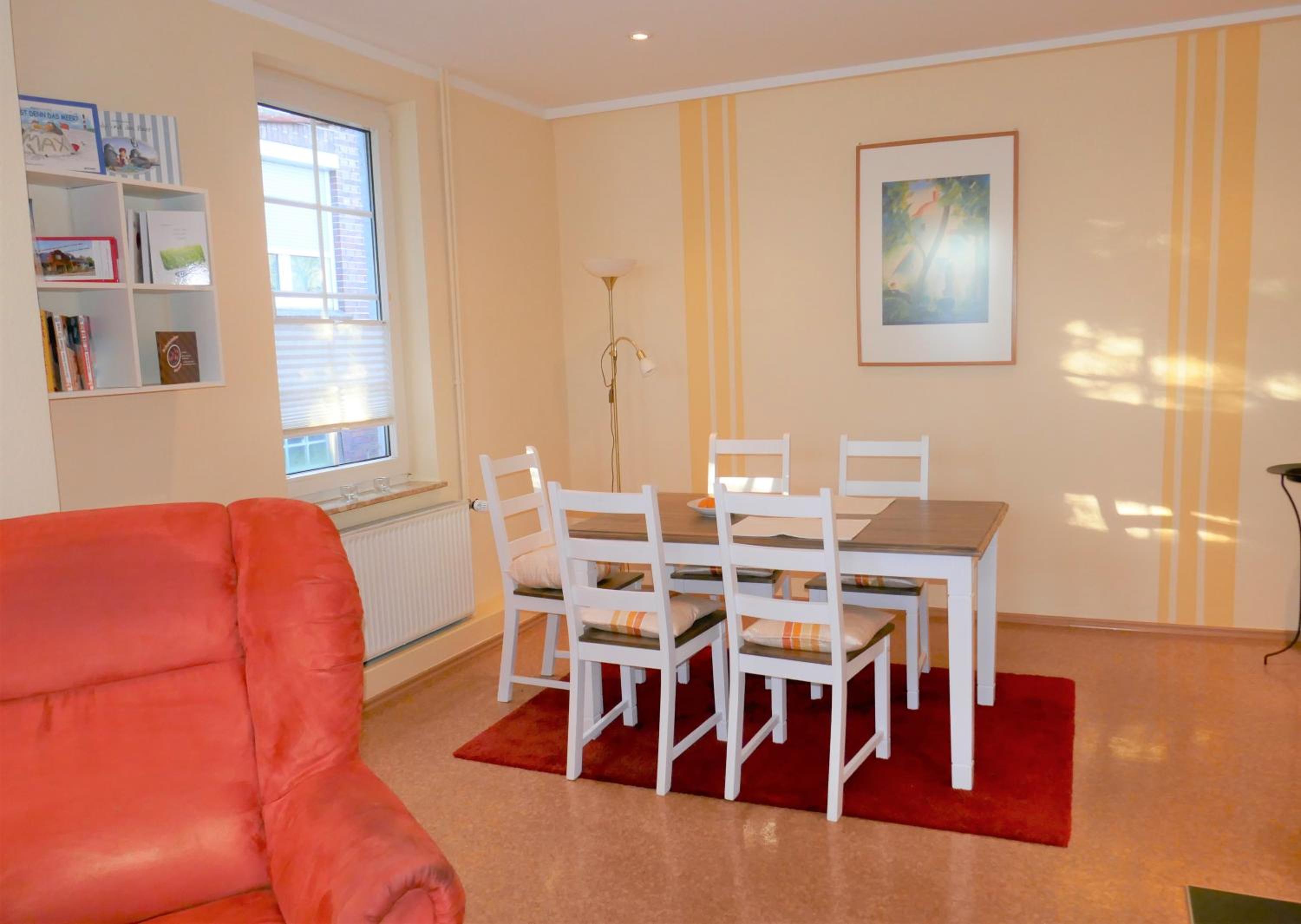 Three-Bedroom House photo 2