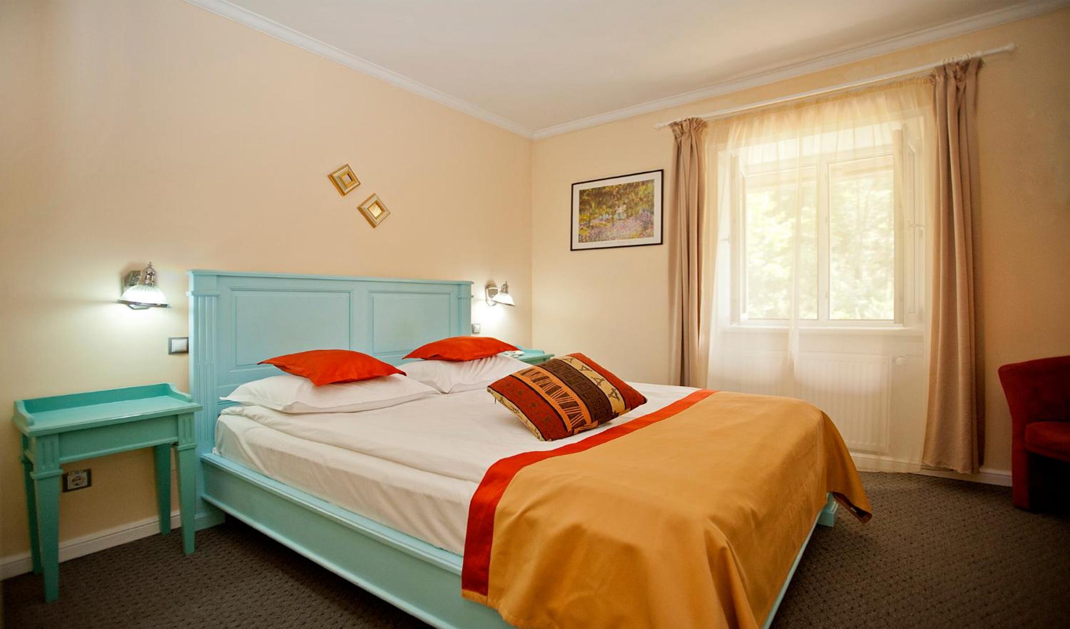 Standard Double Room - Photo 3