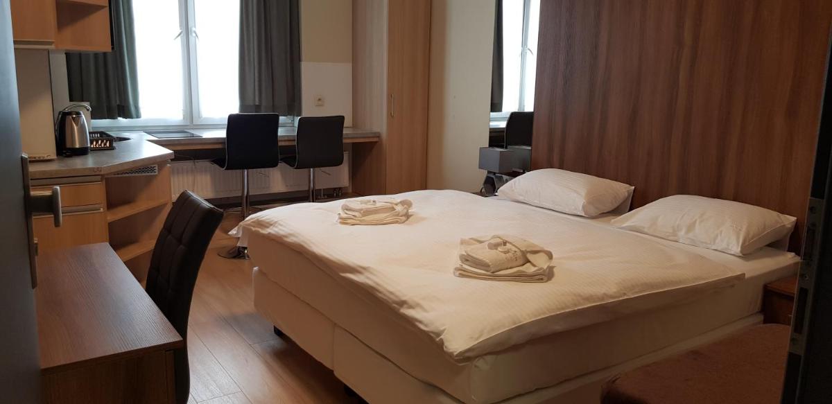 Superior Double Room - Photo 1