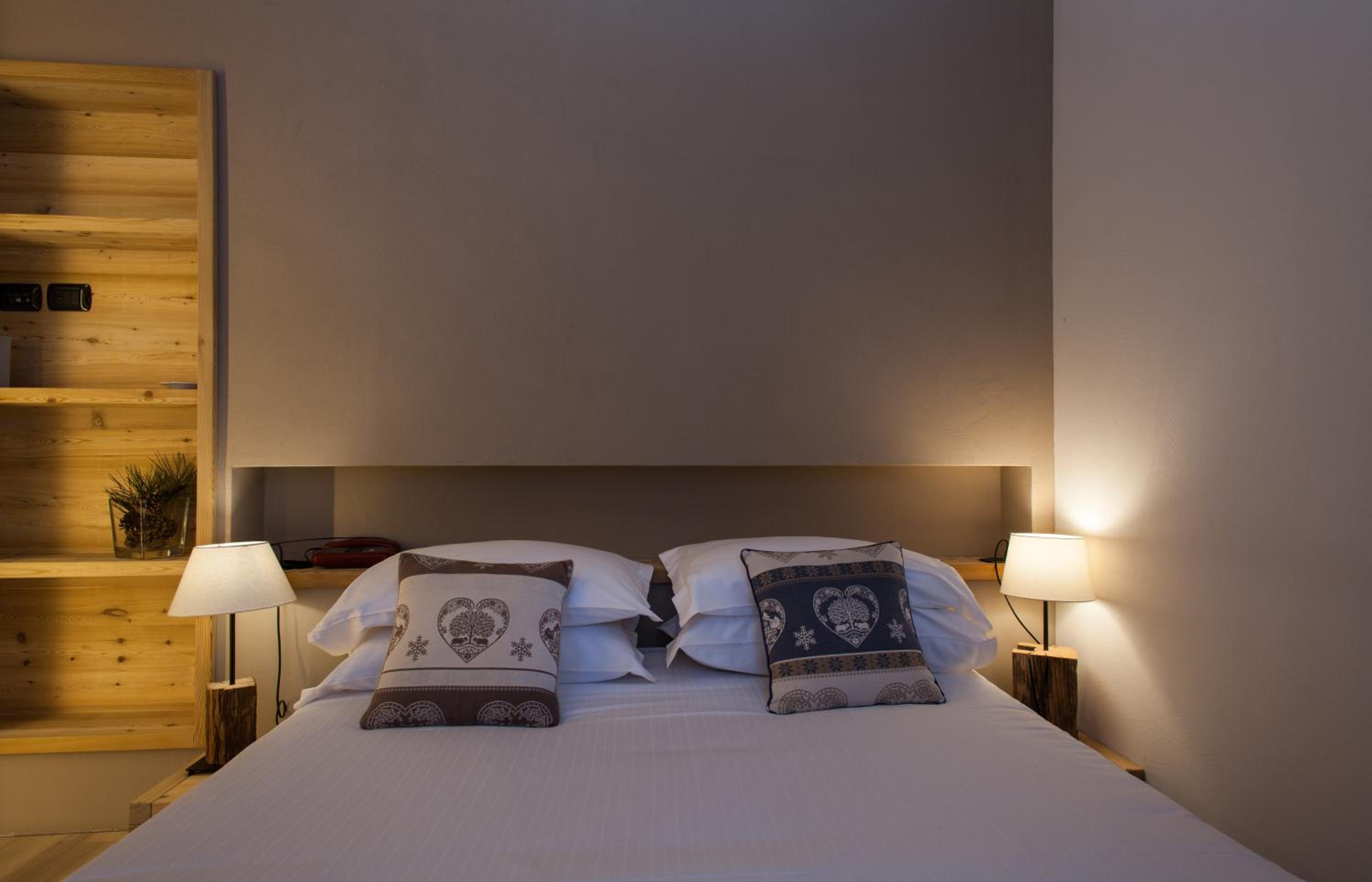 Double or Twin Room photo 3