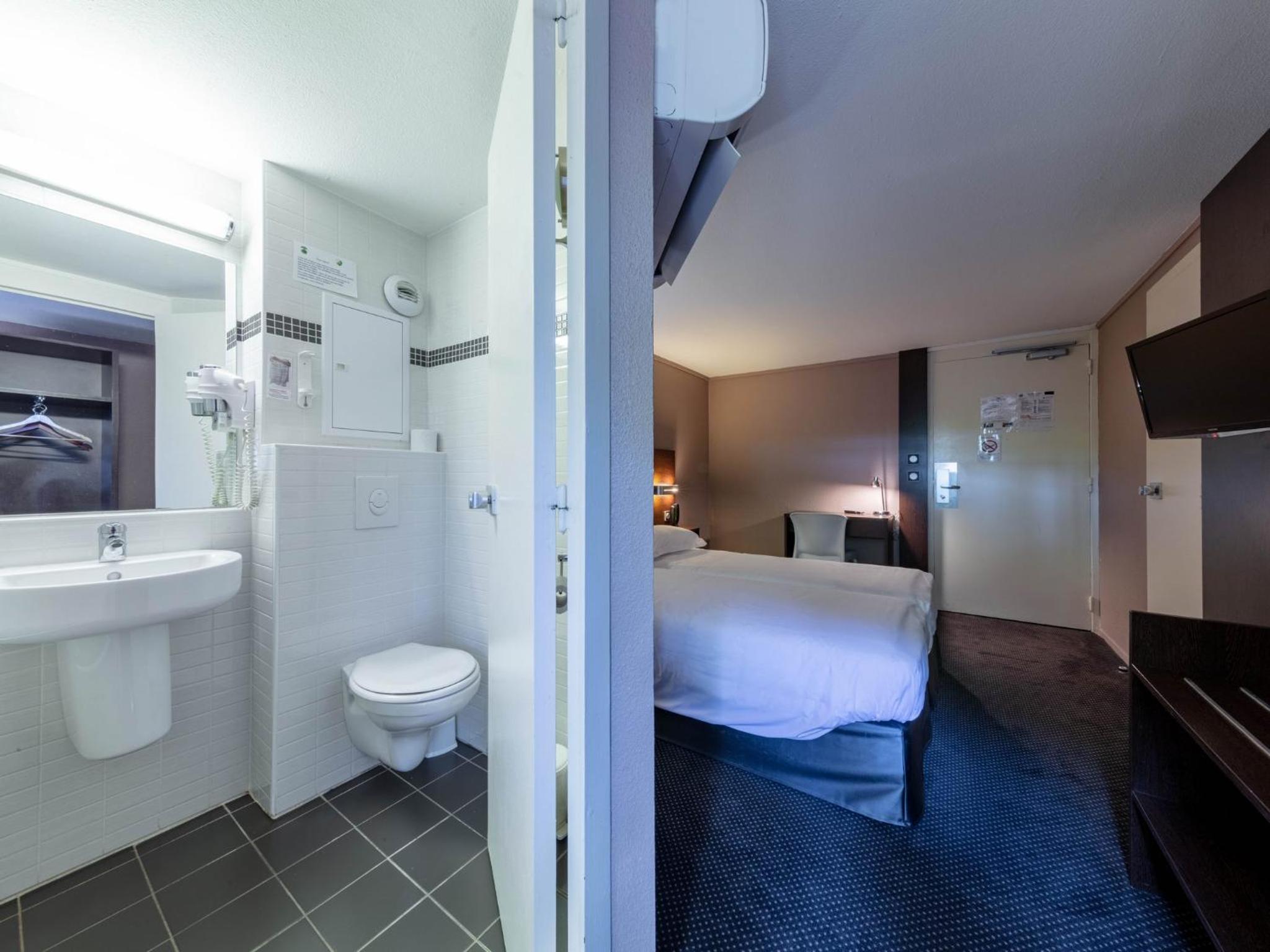 Double Room - Photo 4