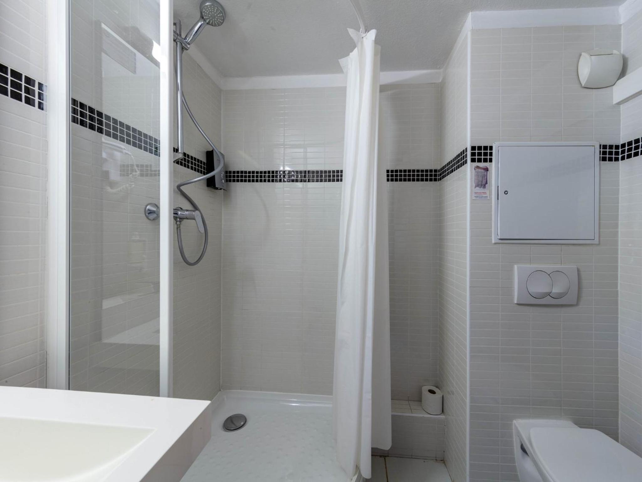  Double Room - Photo 9
