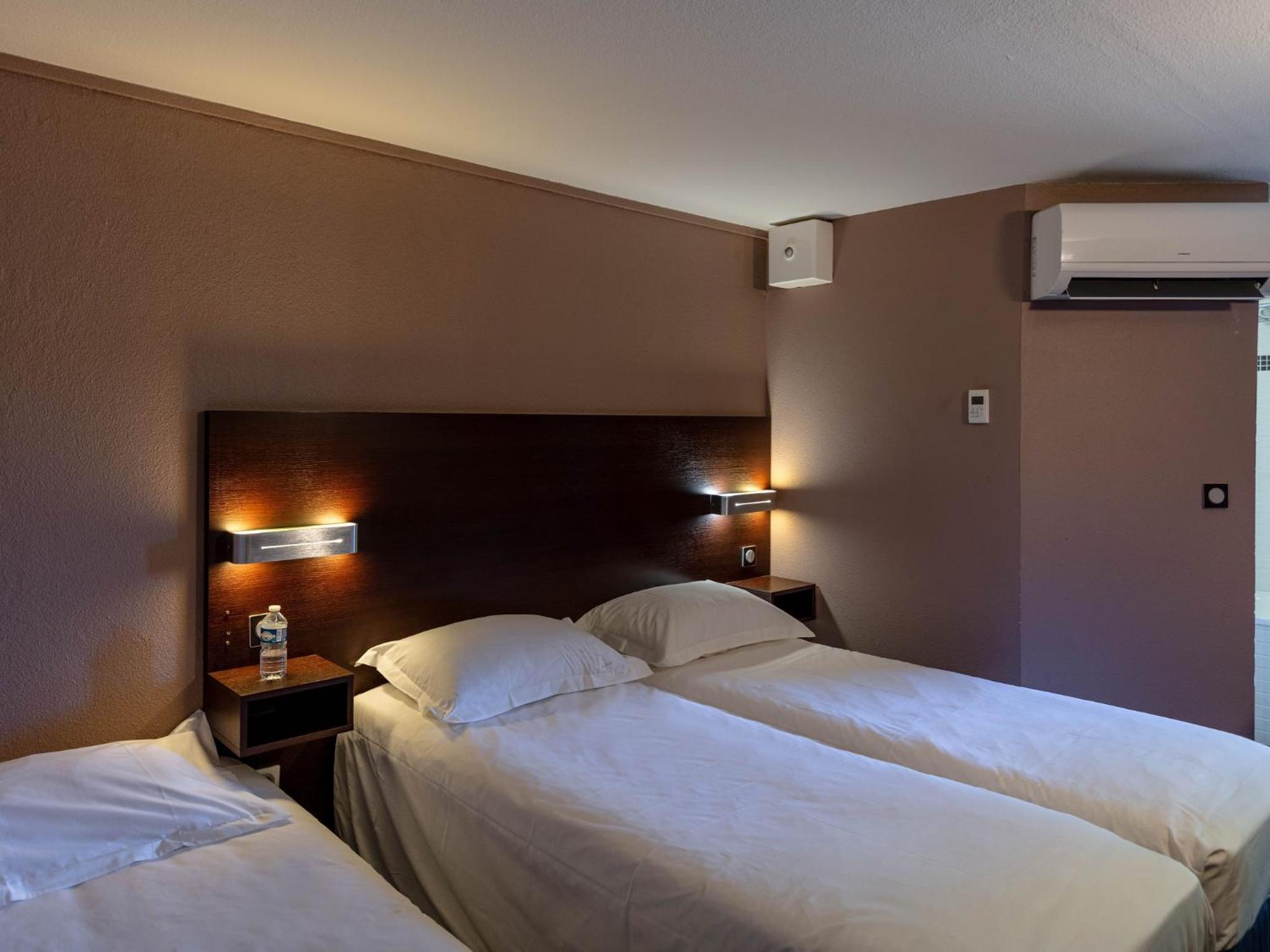  Triple Room - Photo 1