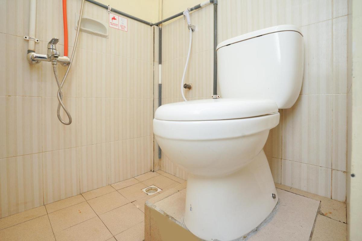 Standard Double Room - Photo 9