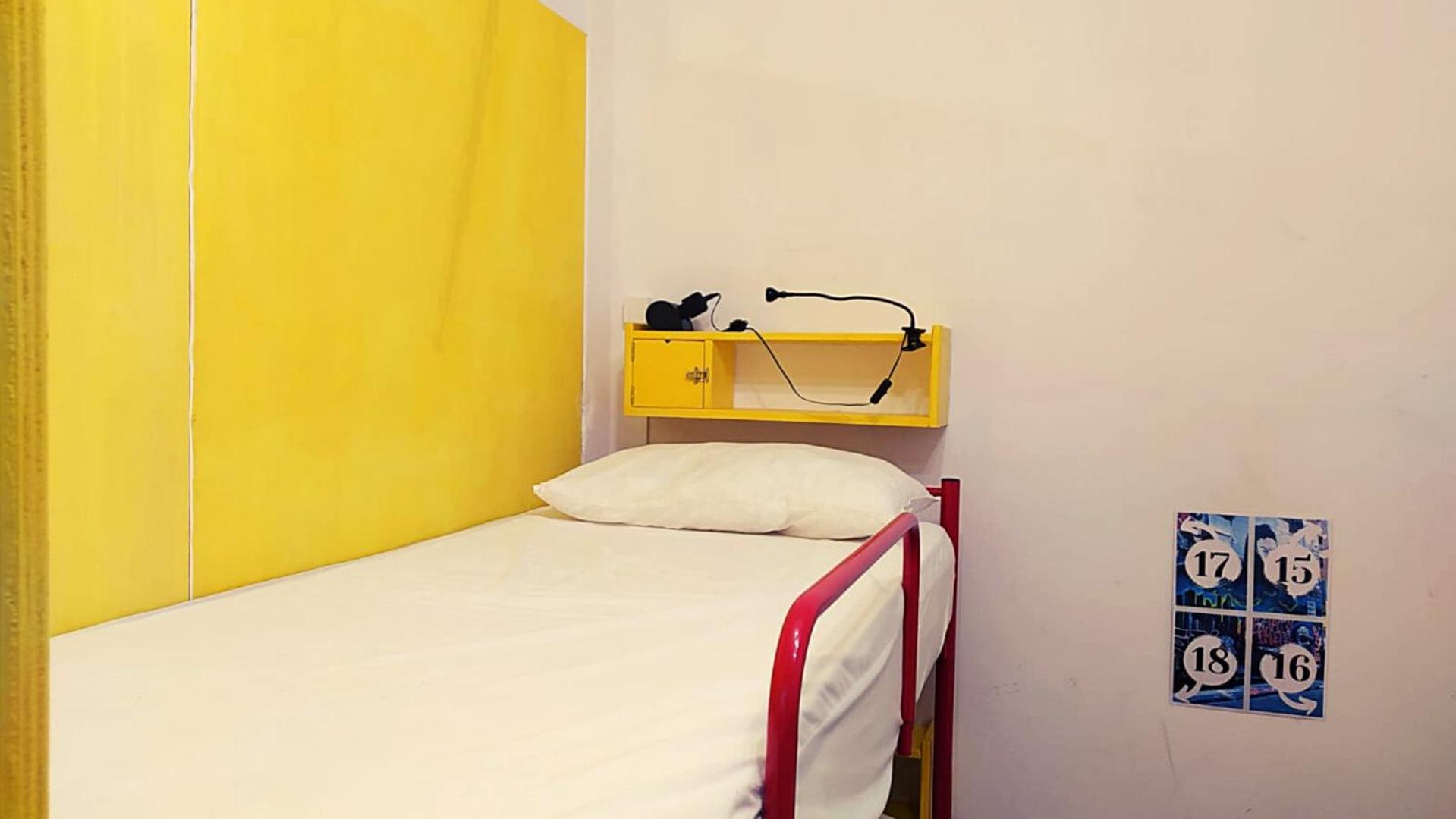 Bunk Bed in 8-Bed Mixed Dormitory Room