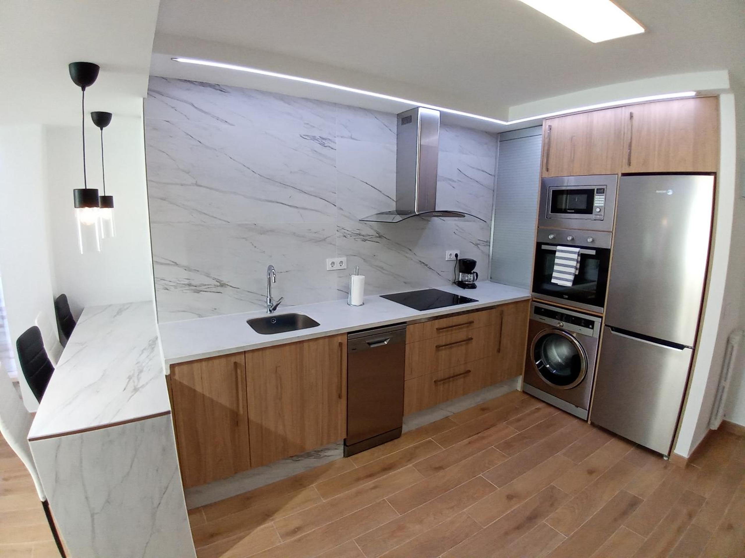 One-Bedroom Apartment - Photo 4