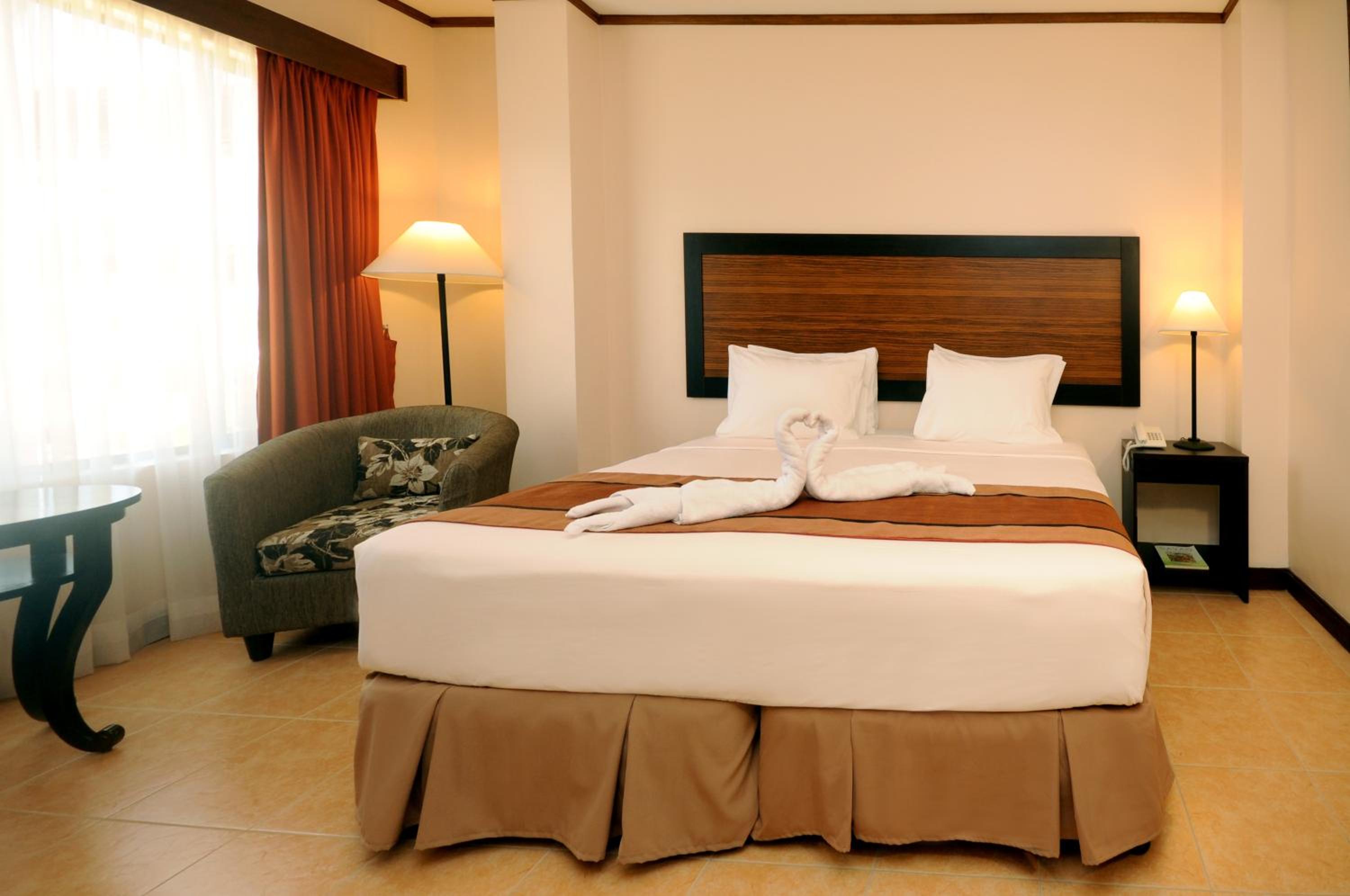 Deluxe Double or Twin Room photo 3