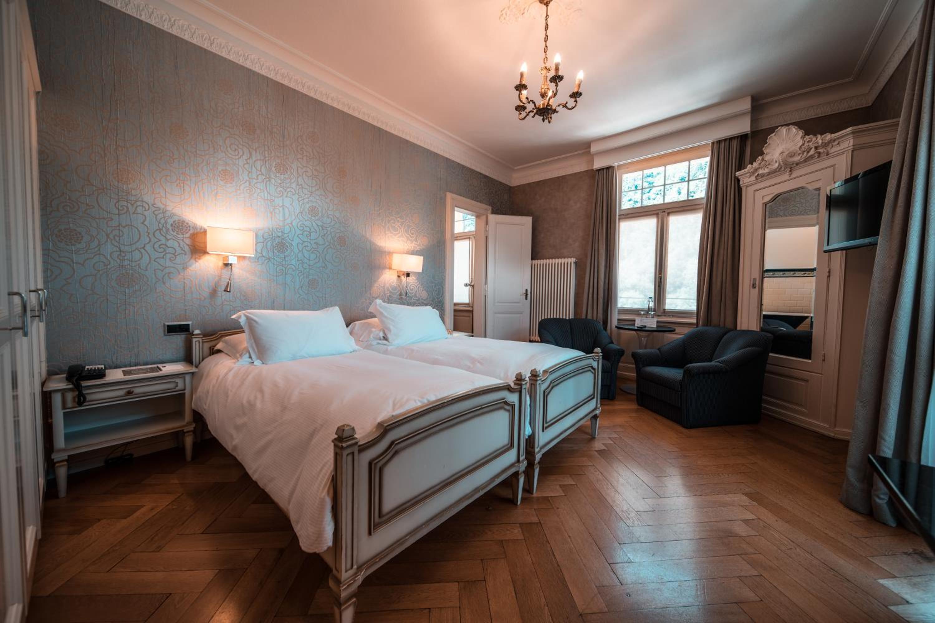 Royal Classic Room