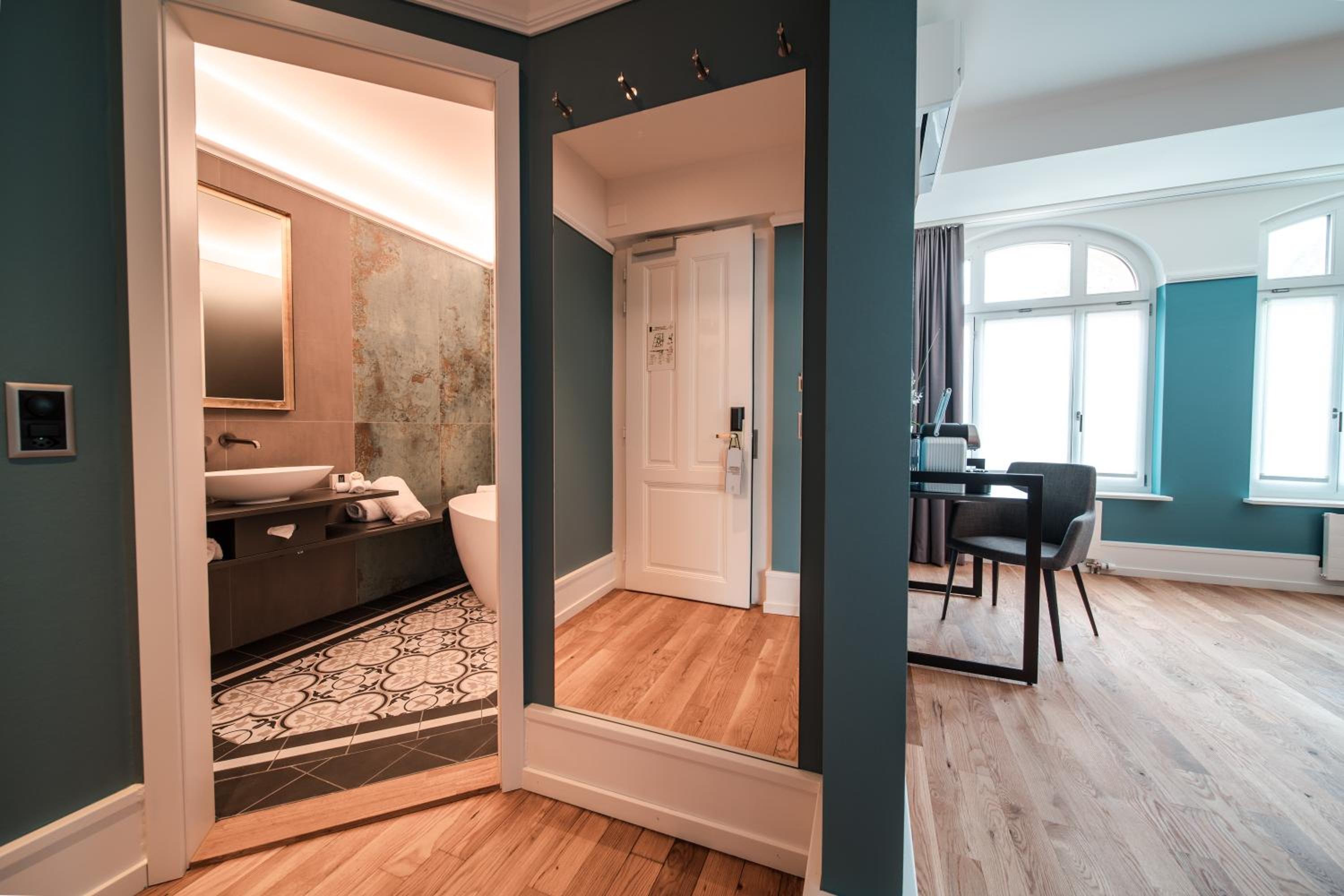 Executive Room