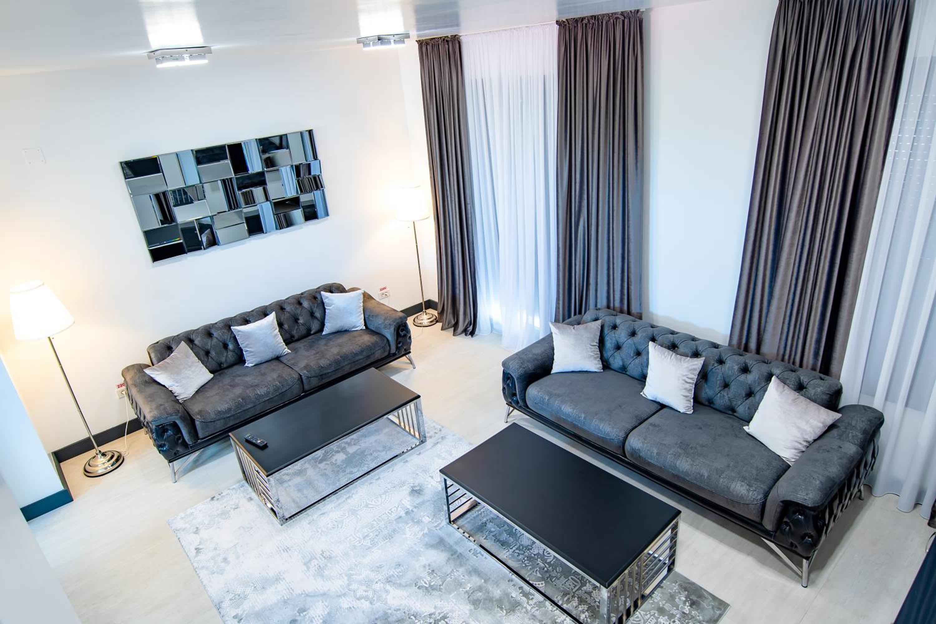 Apartment with Garden View - Photo 21
