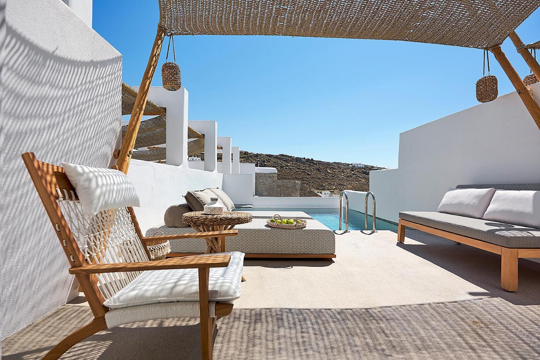 Grand Two Bedroom Suite with Private Pool - Photo 4