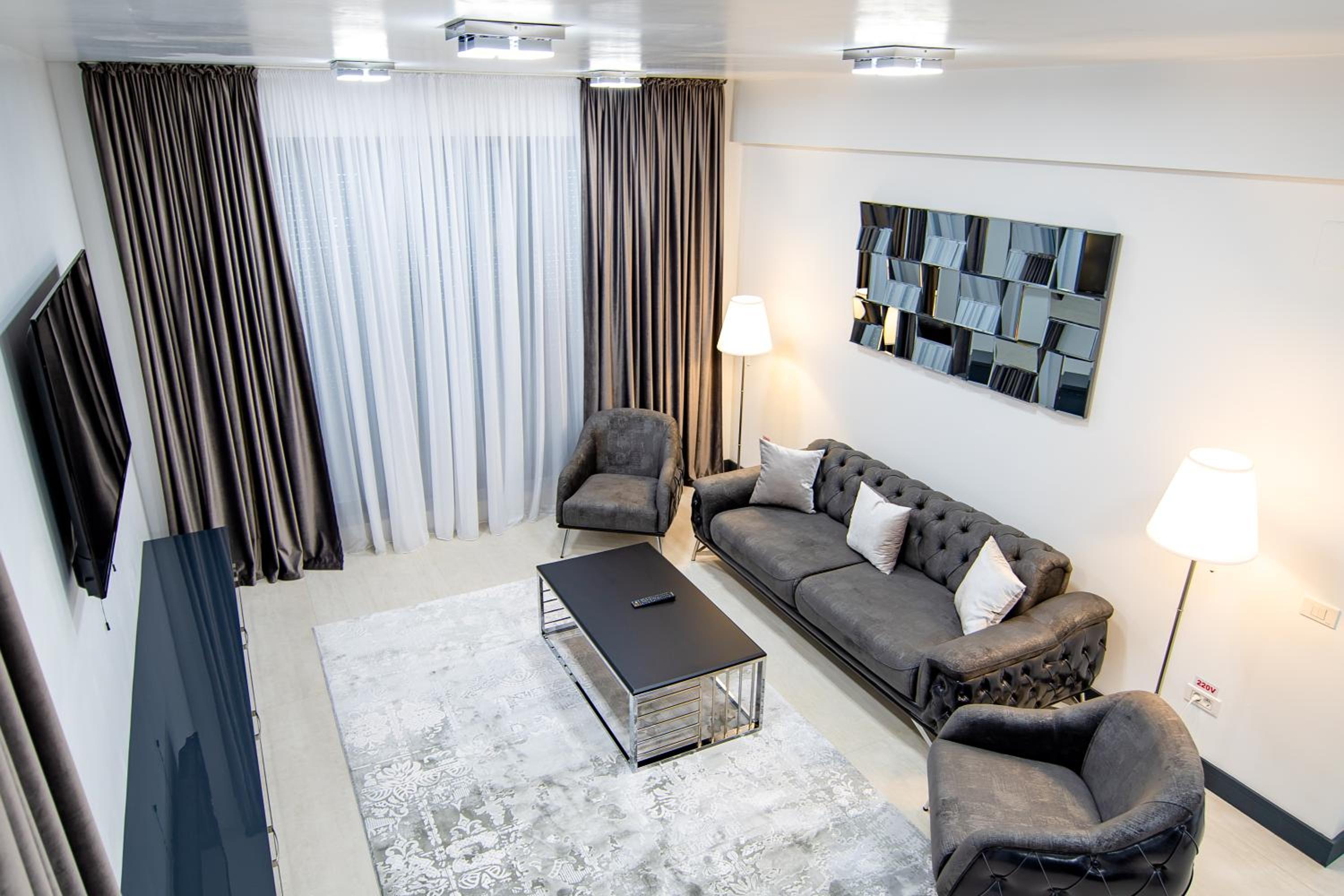 Apartment with Balcony - Photo 1