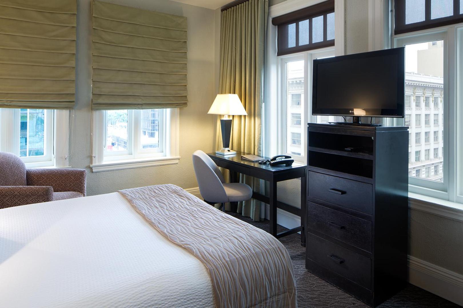 One Queen Bed CitySide View - Photo 1