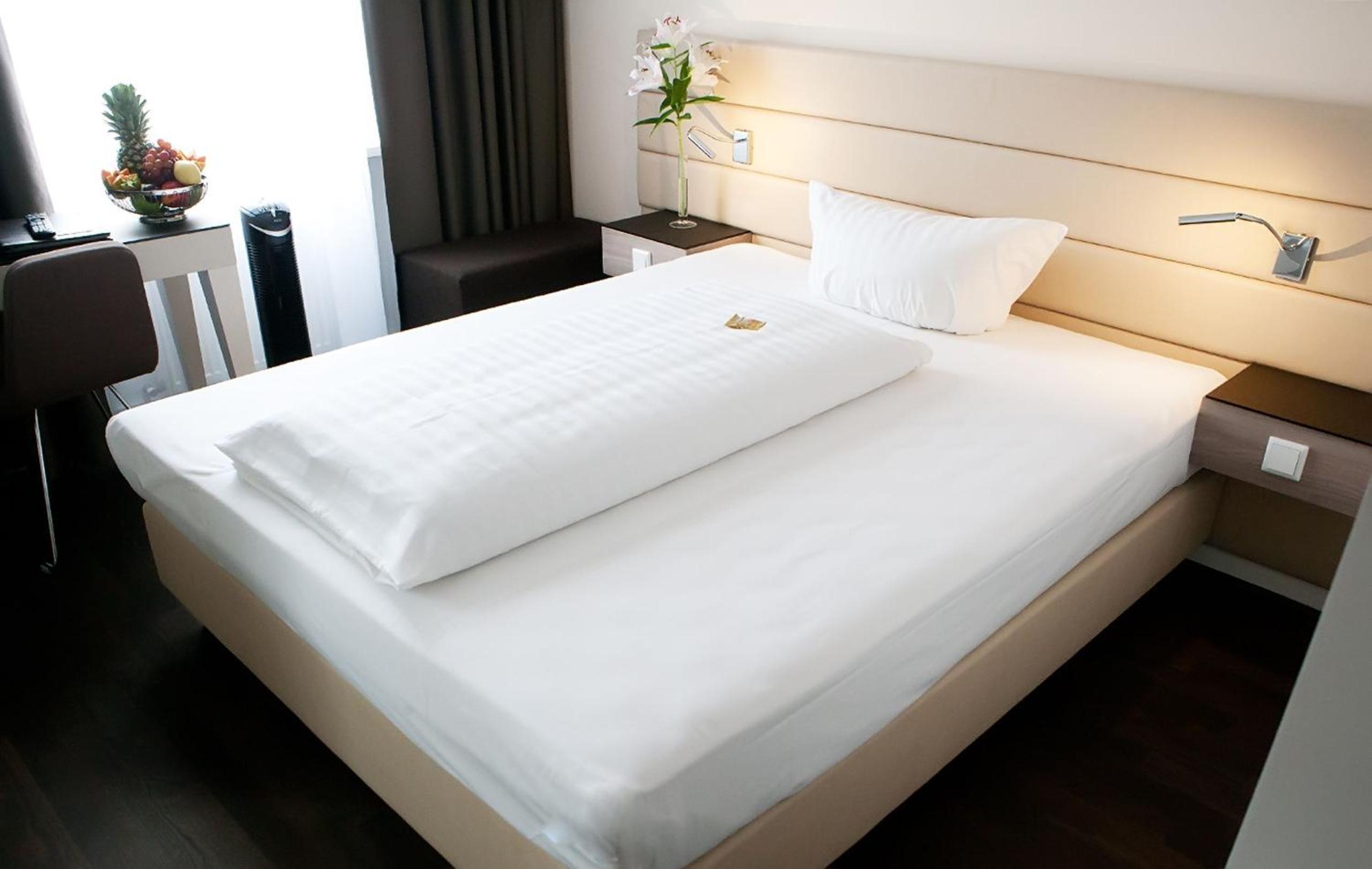 Double Room - Photo 3