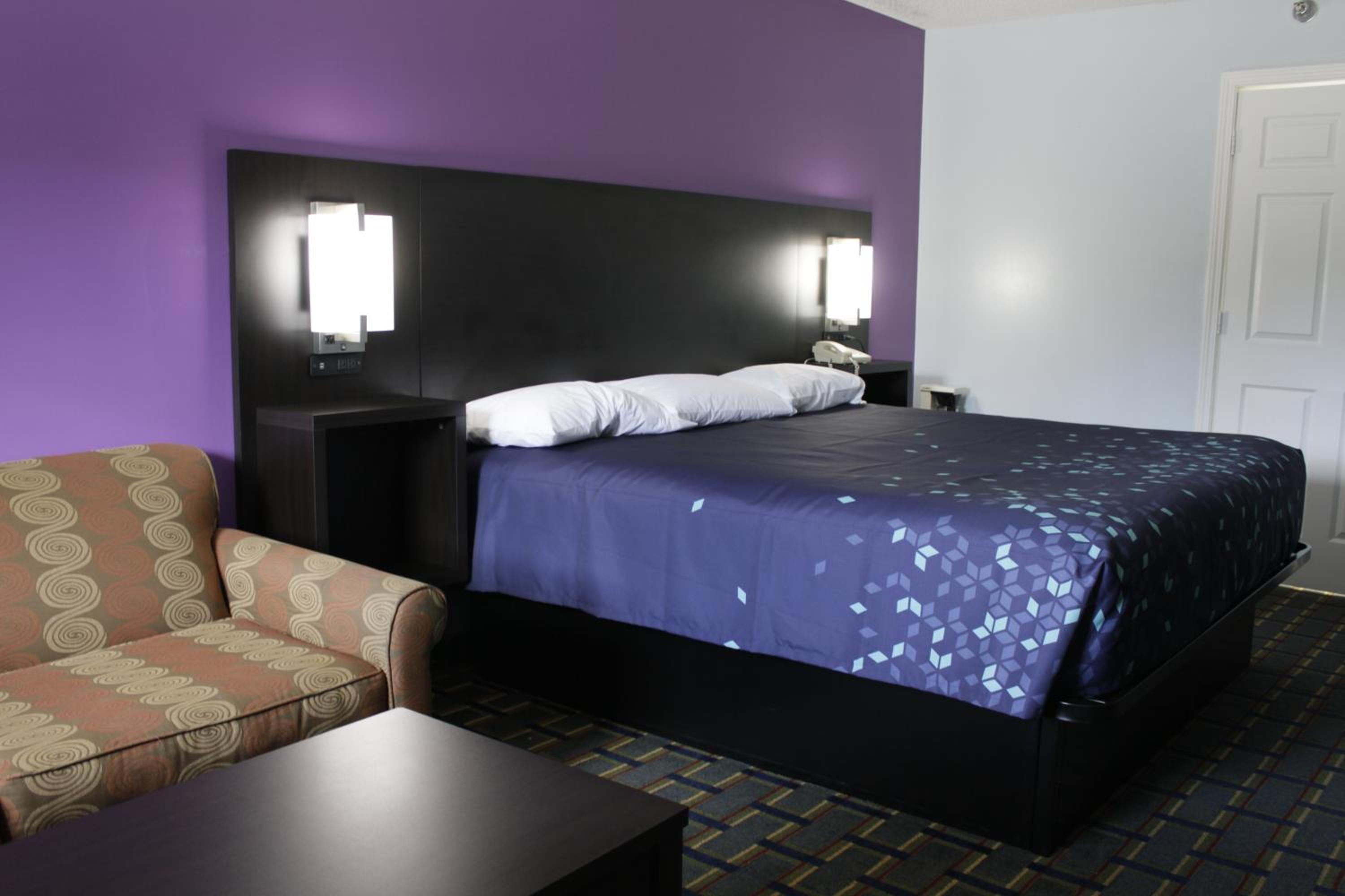 King Room - Disability Access photo 3
