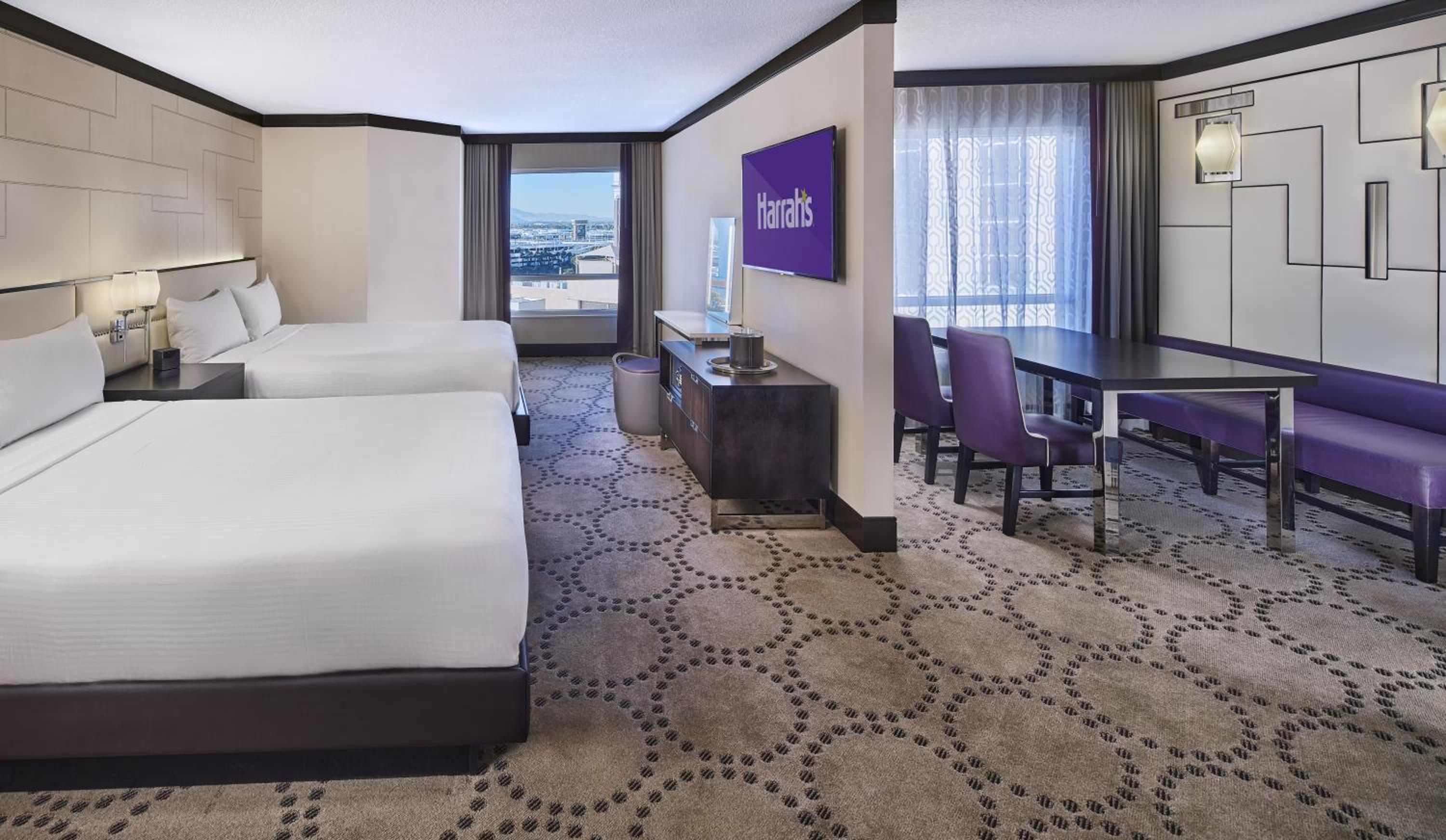 Valley Tower Studio Room, 2 Queen Beds photo 1