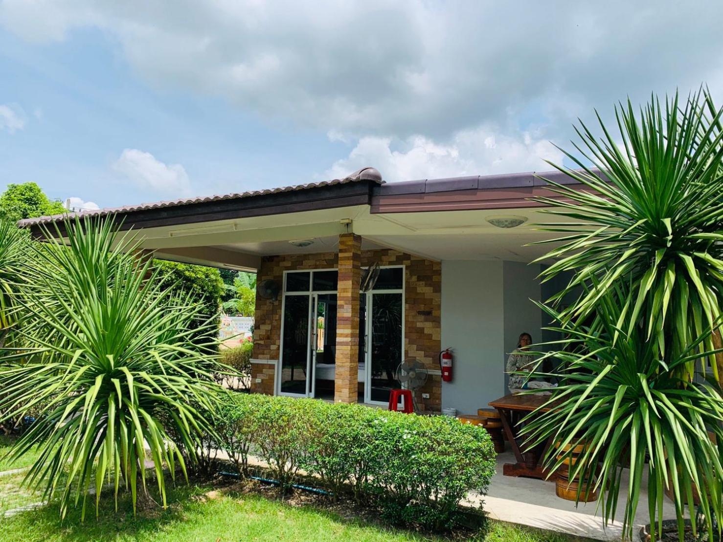 Family Bungalow photo 2