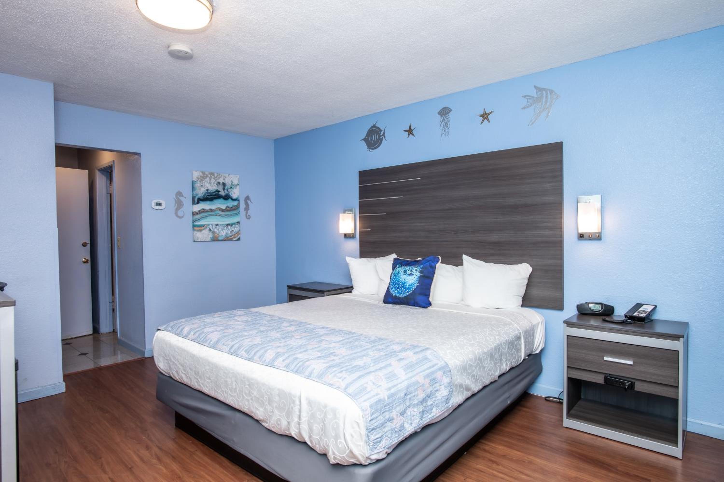 Standard King Room - Photo 1