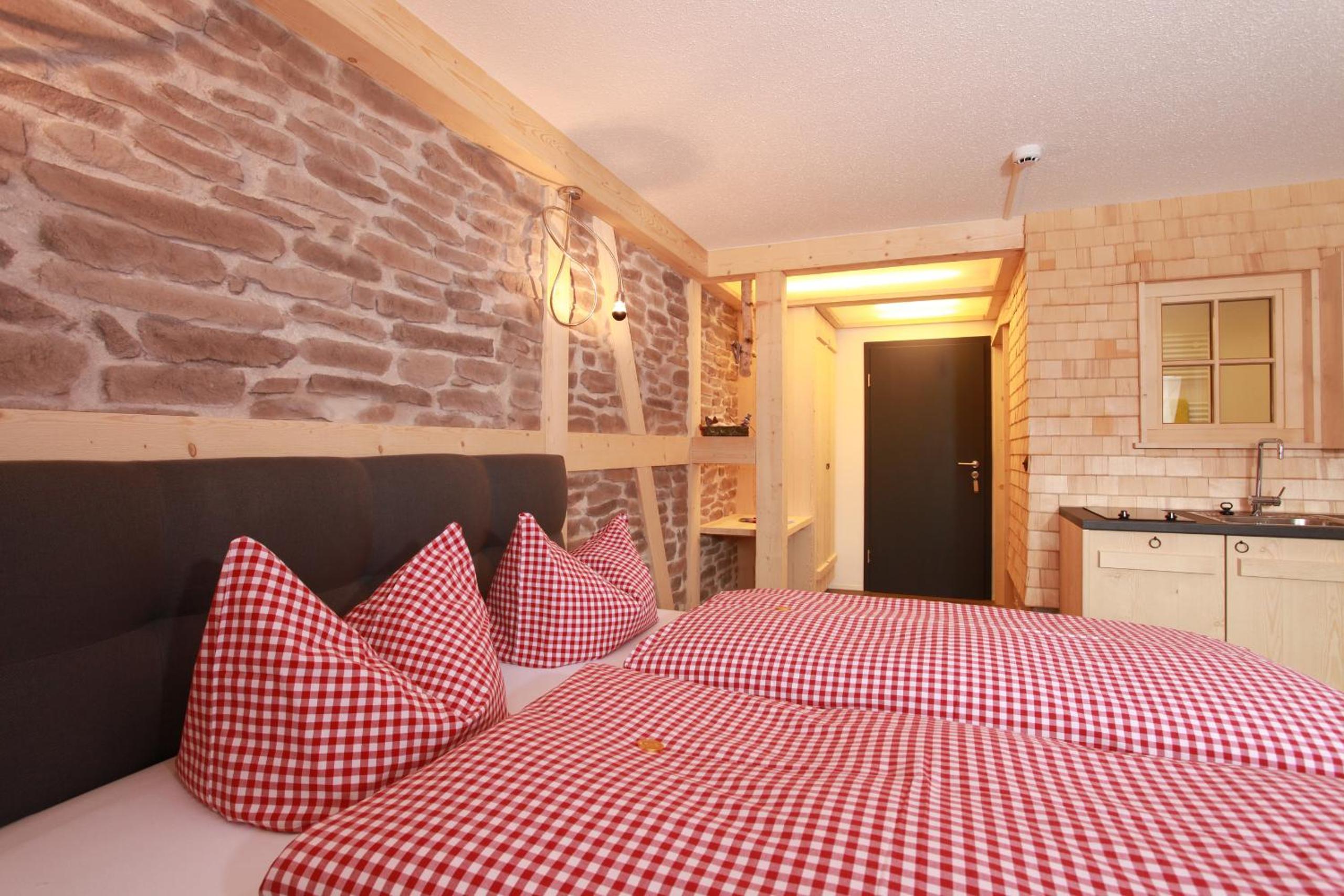 Deluxe Double Room A photo 3
