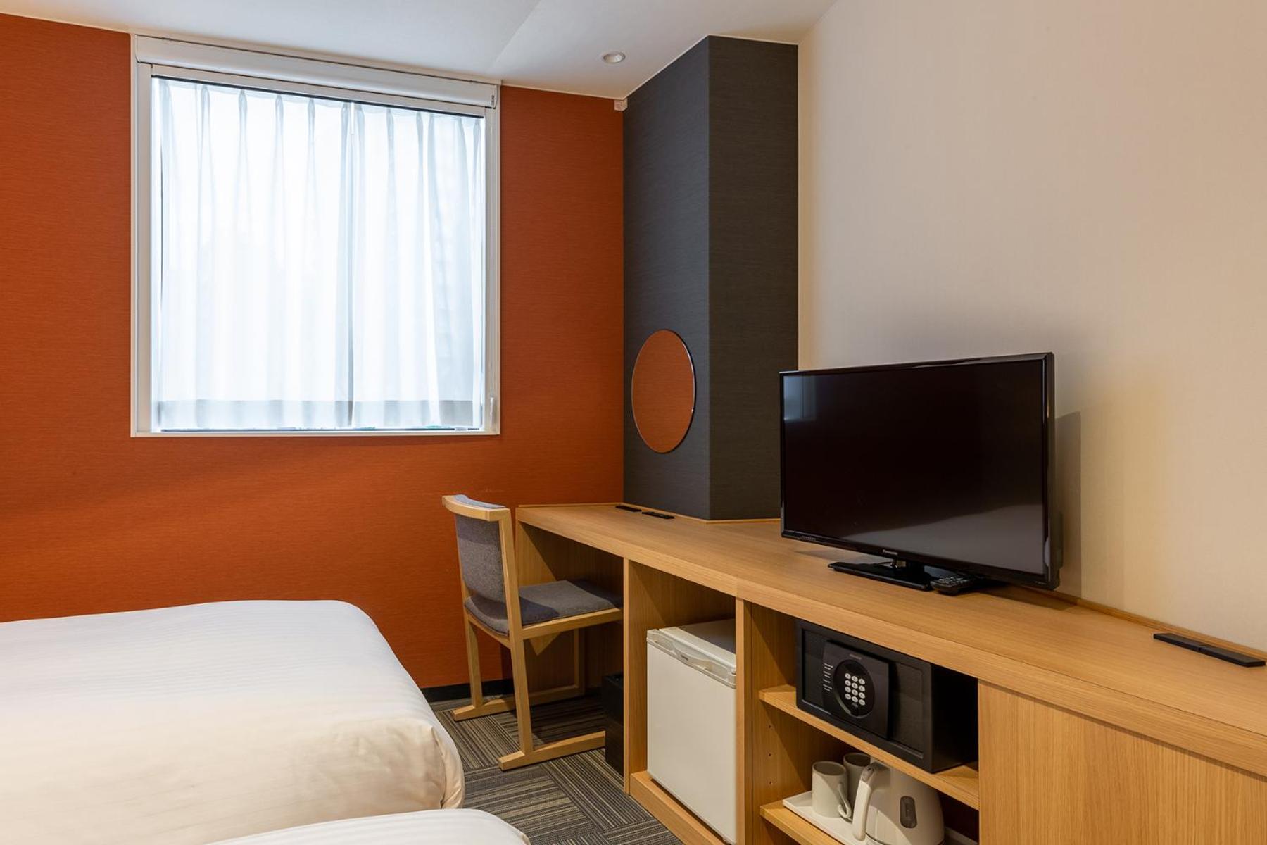 Japanese Modern Twin Room - Non-Smoking - Photo 9