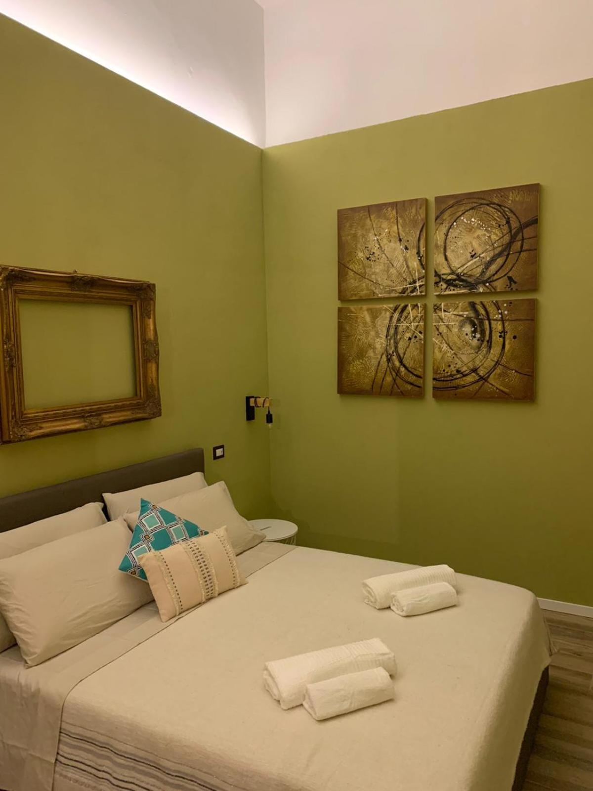 Two-Bedroom House - Photo 11