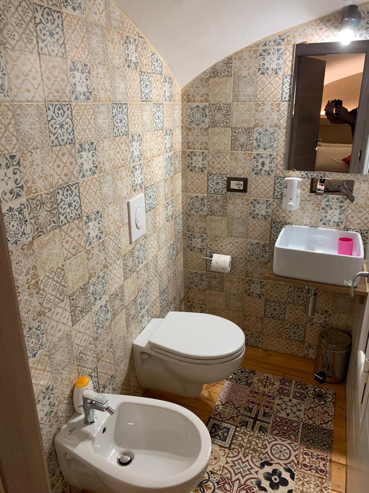 Two-Bedroom House - Photo 26