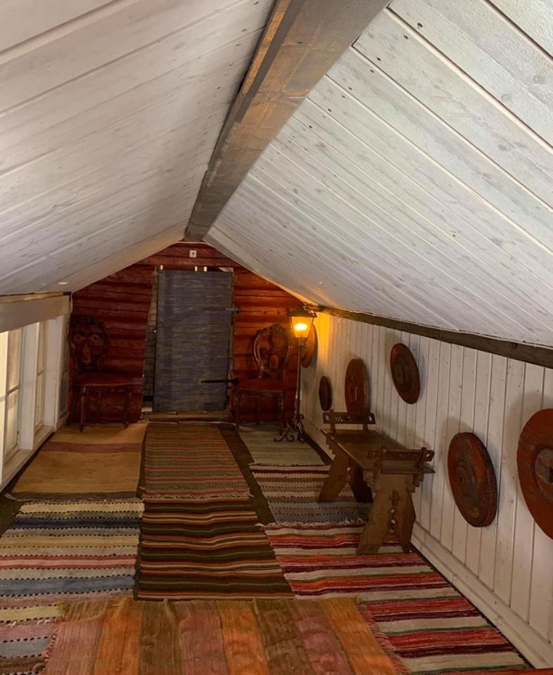 Double Room with Lake View - Photo 9