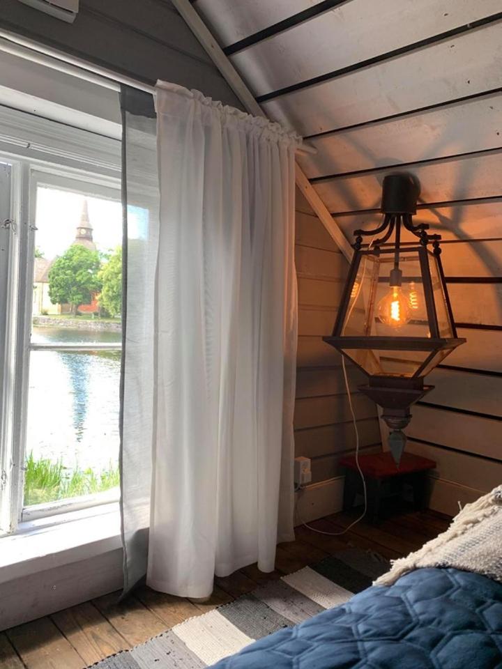 Double Room with Lake View - Photo 14