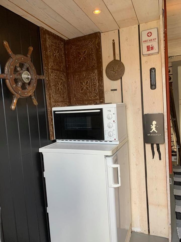 Double Room with Lake View - Photo 15
