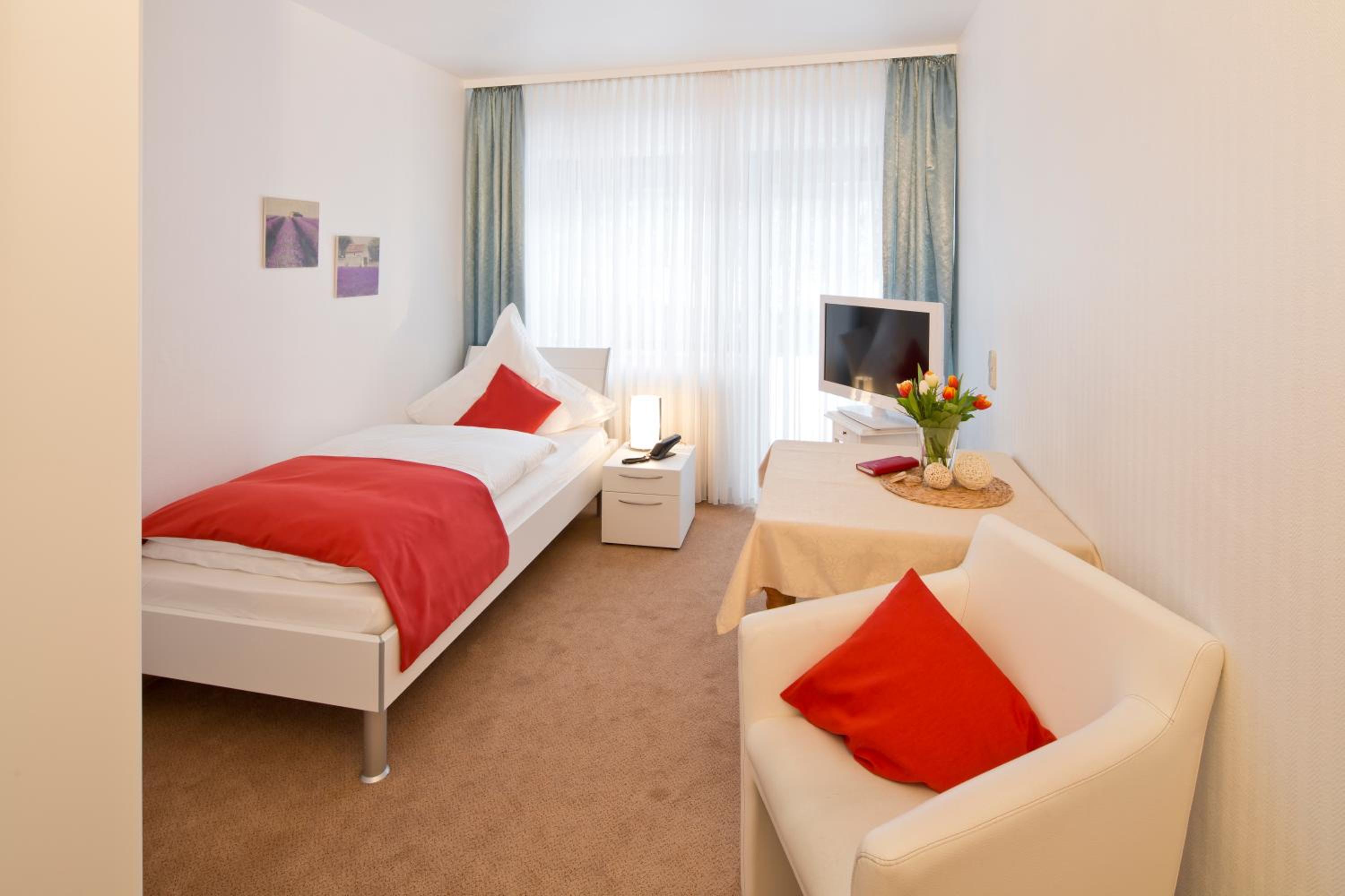 Single Room photo 1