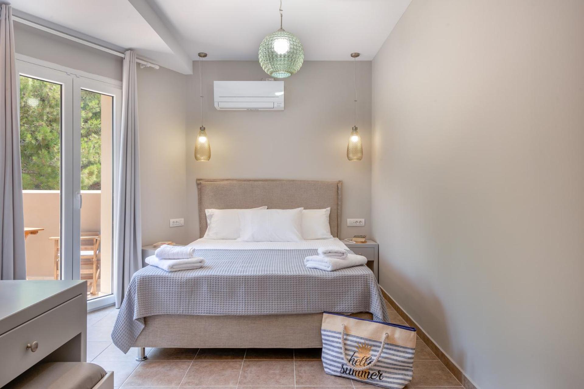 Double Room with Mountain View
