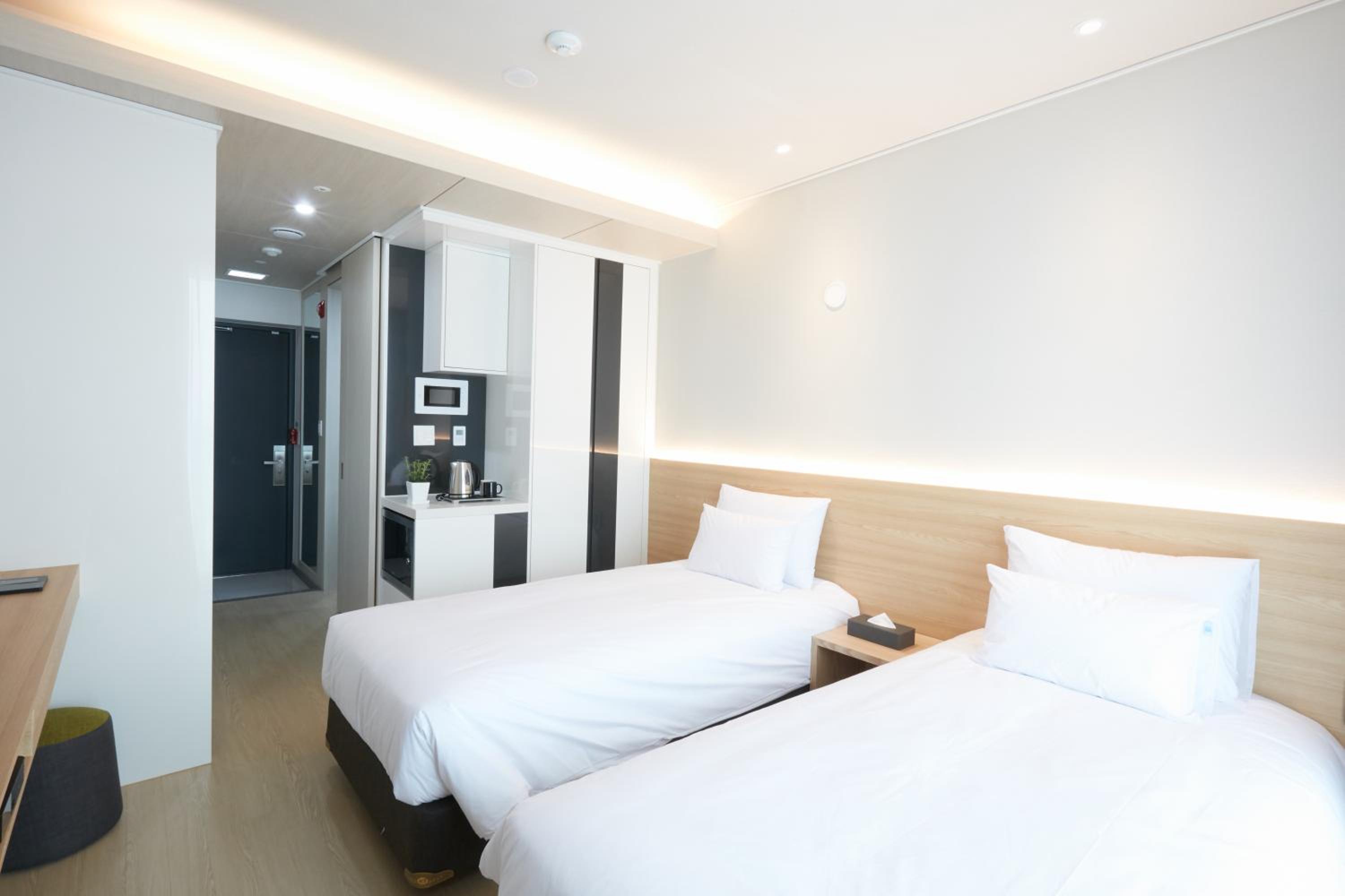 Deluxe Twin with Terrace  - Photo 7