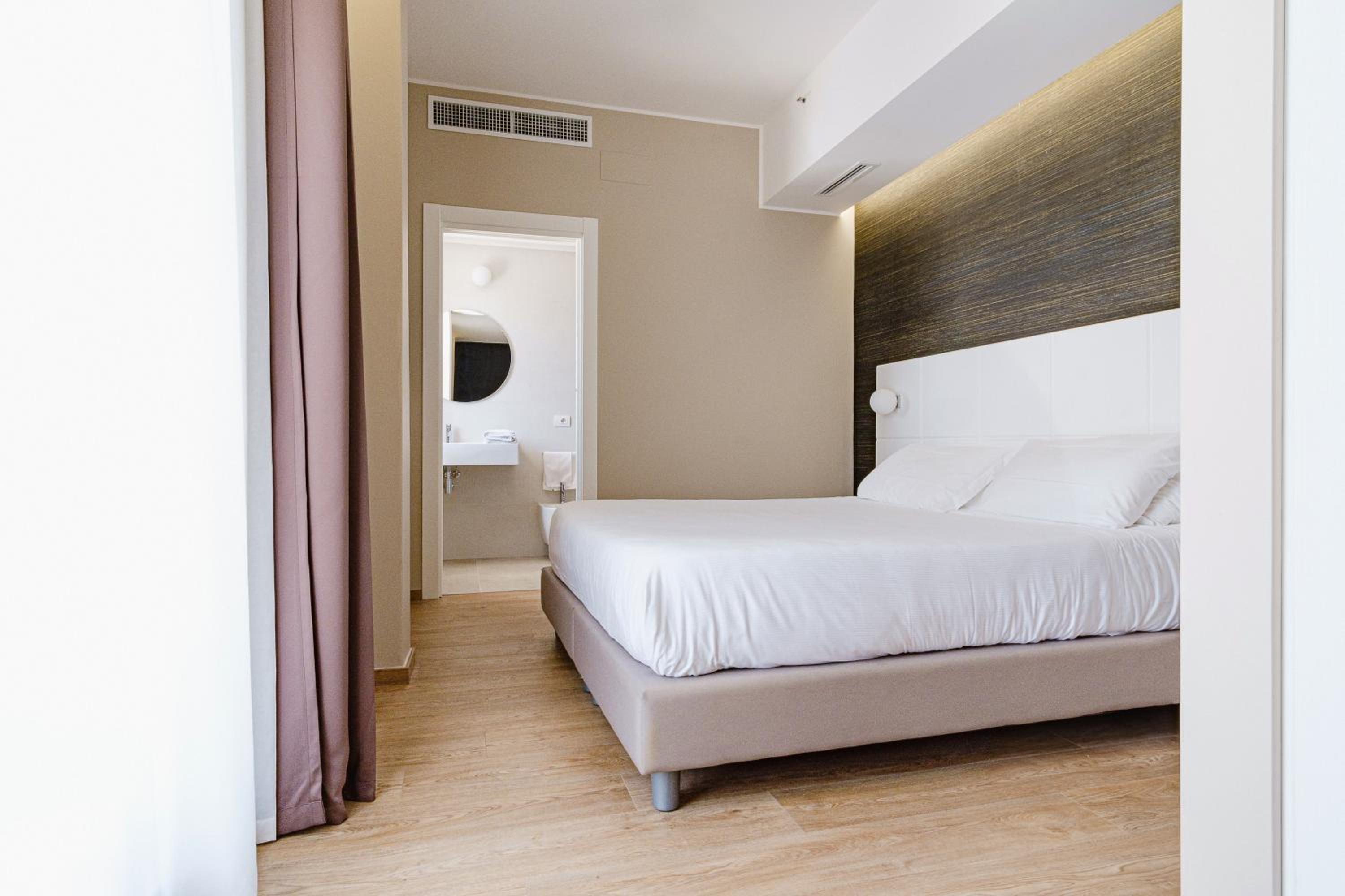 Junior Suite - Photo 8