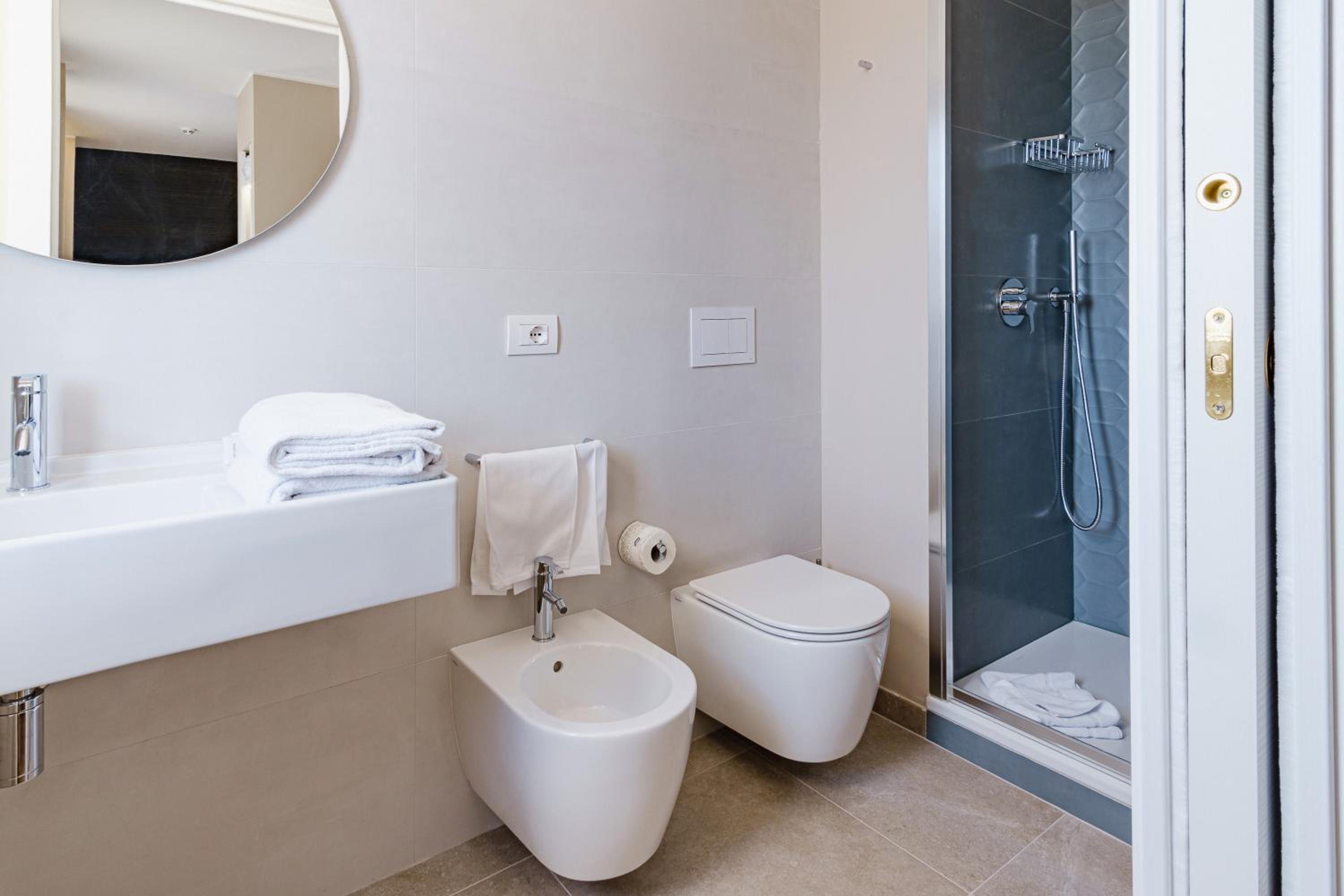 Junior Suite - Photo 11