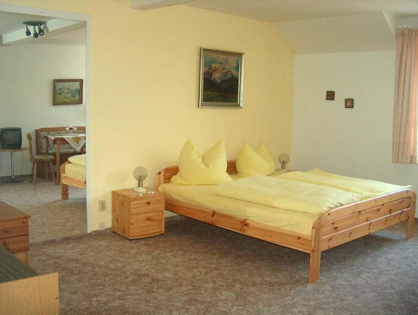 Standard Quadruple Room - Photo 3