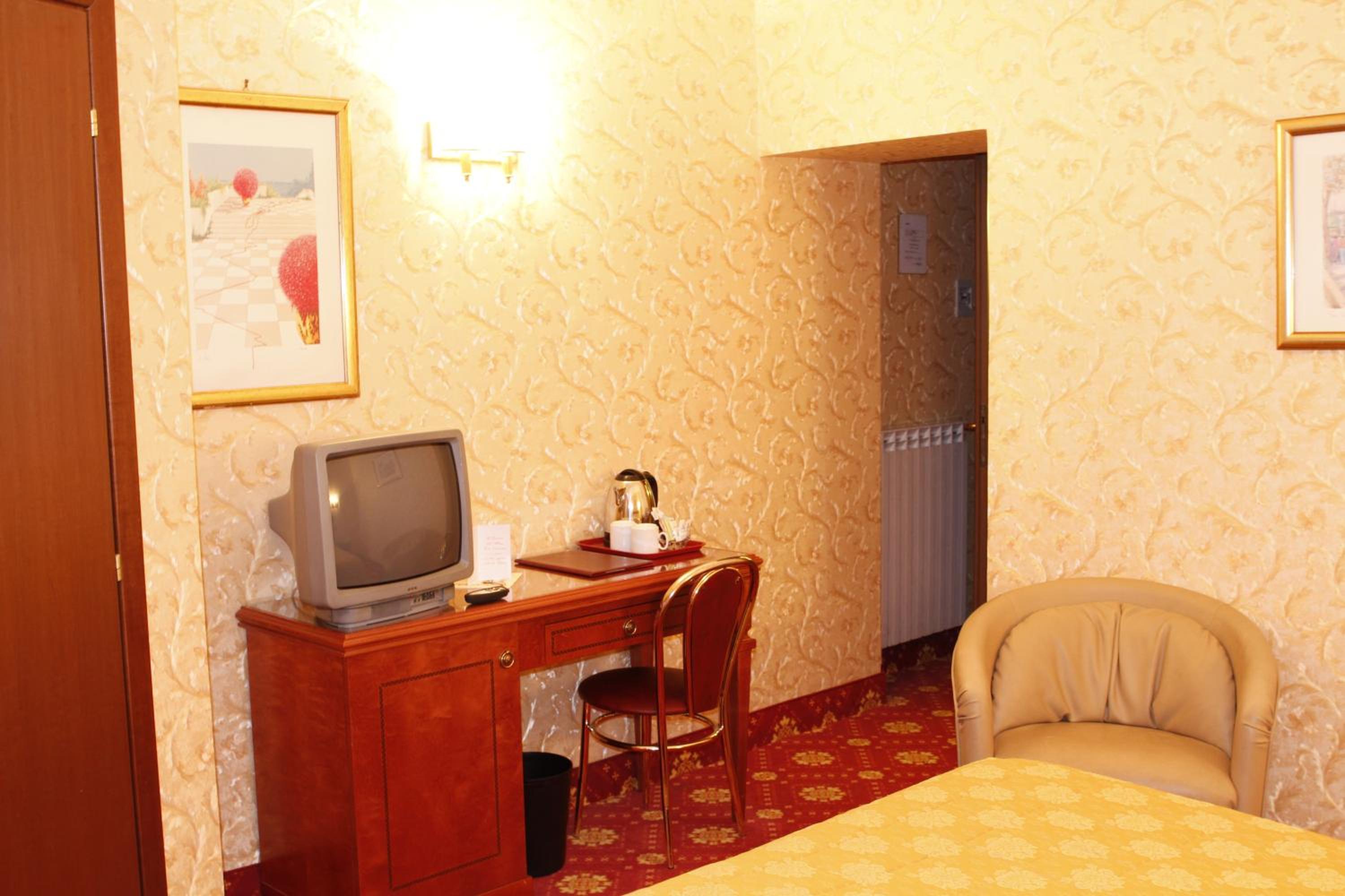 Double Room photo 3