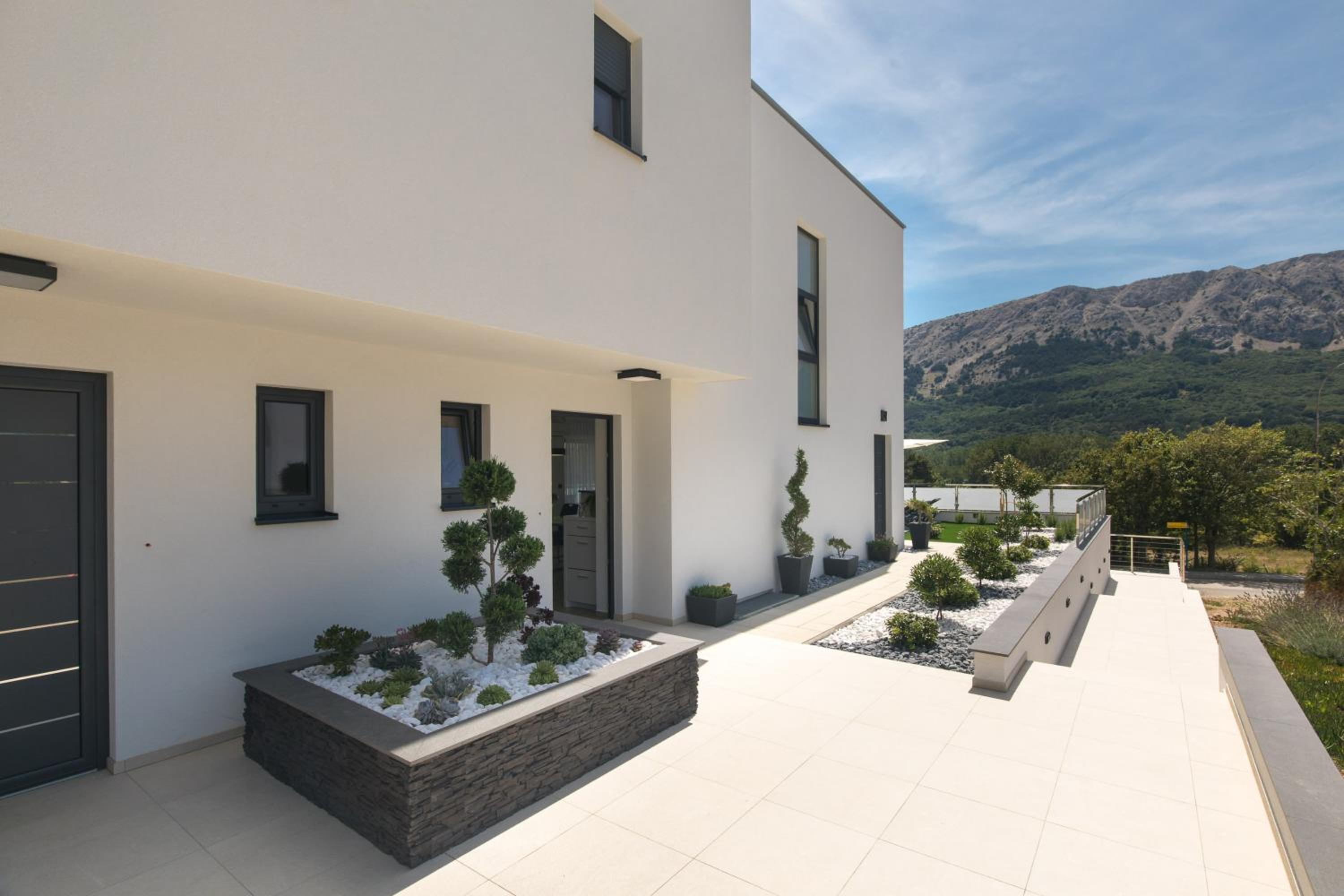 Villa with Private Pool photo 3