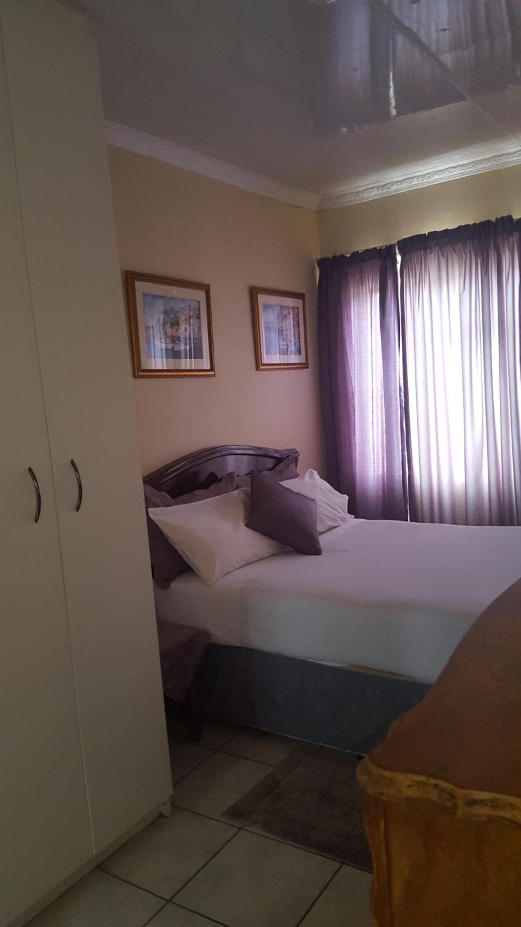 Apartment - Photo 7