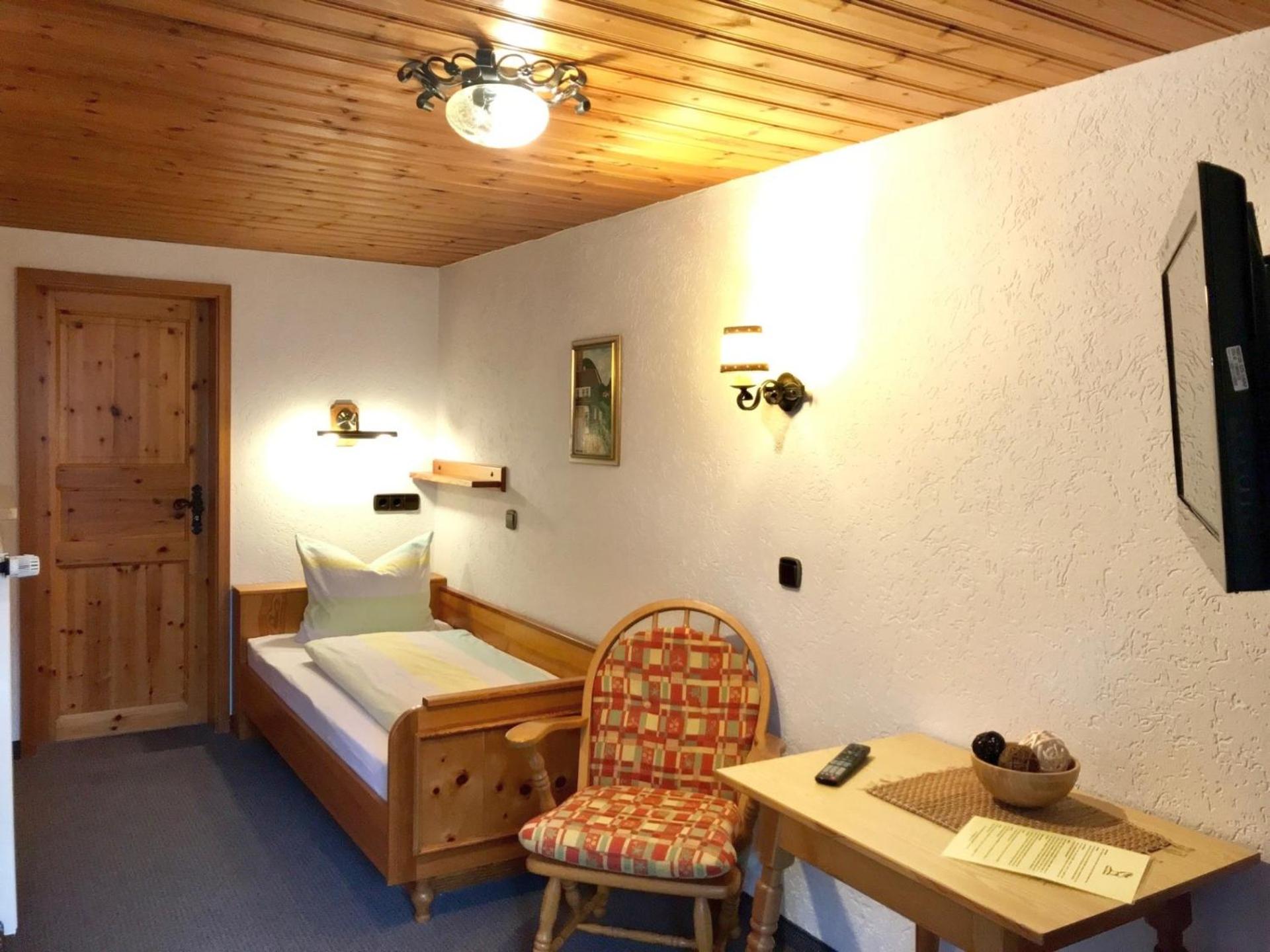 Single Room with Balcony or Terrace