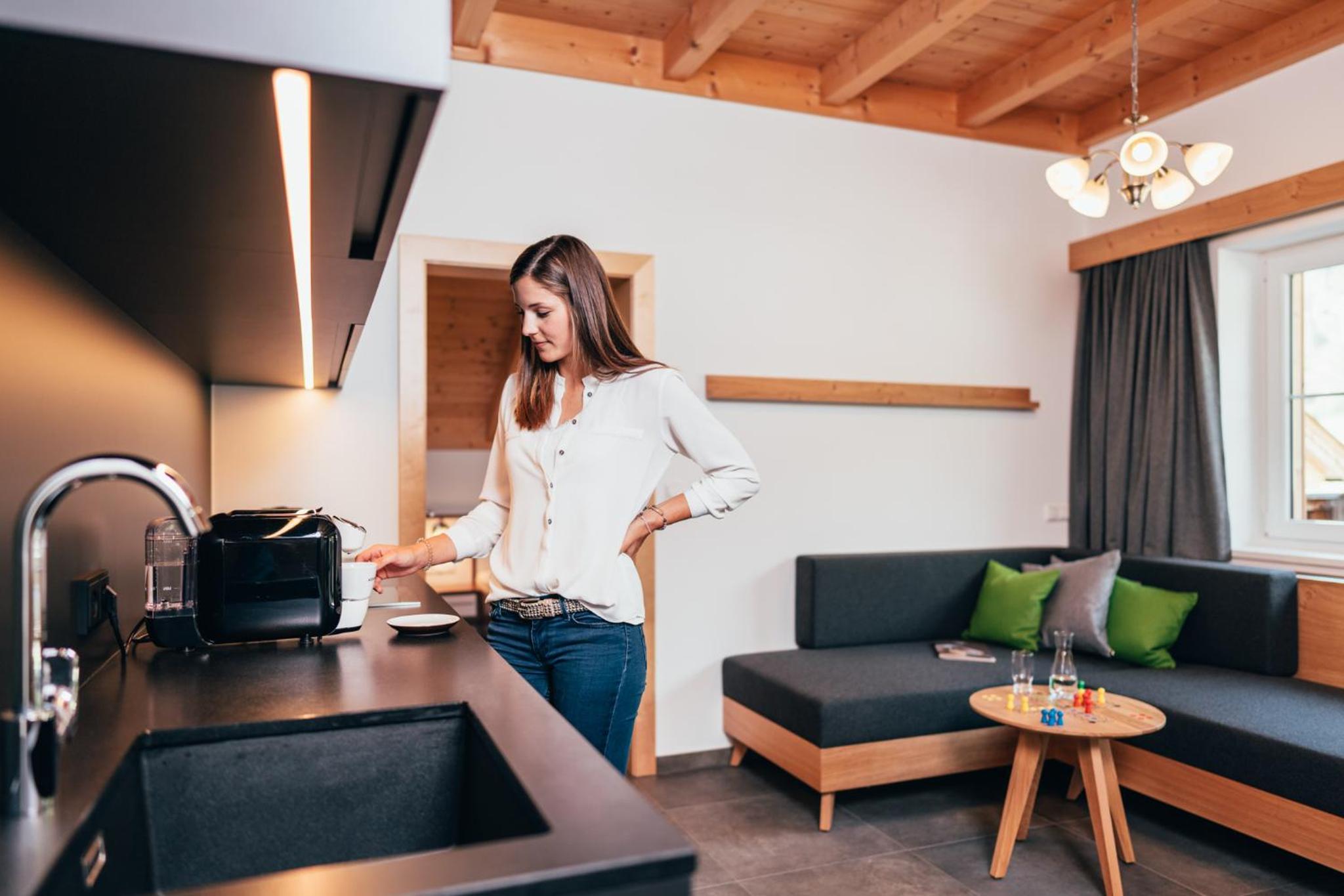 One-Bedroom Deluxe Apartment with Mountain View - Photo 7