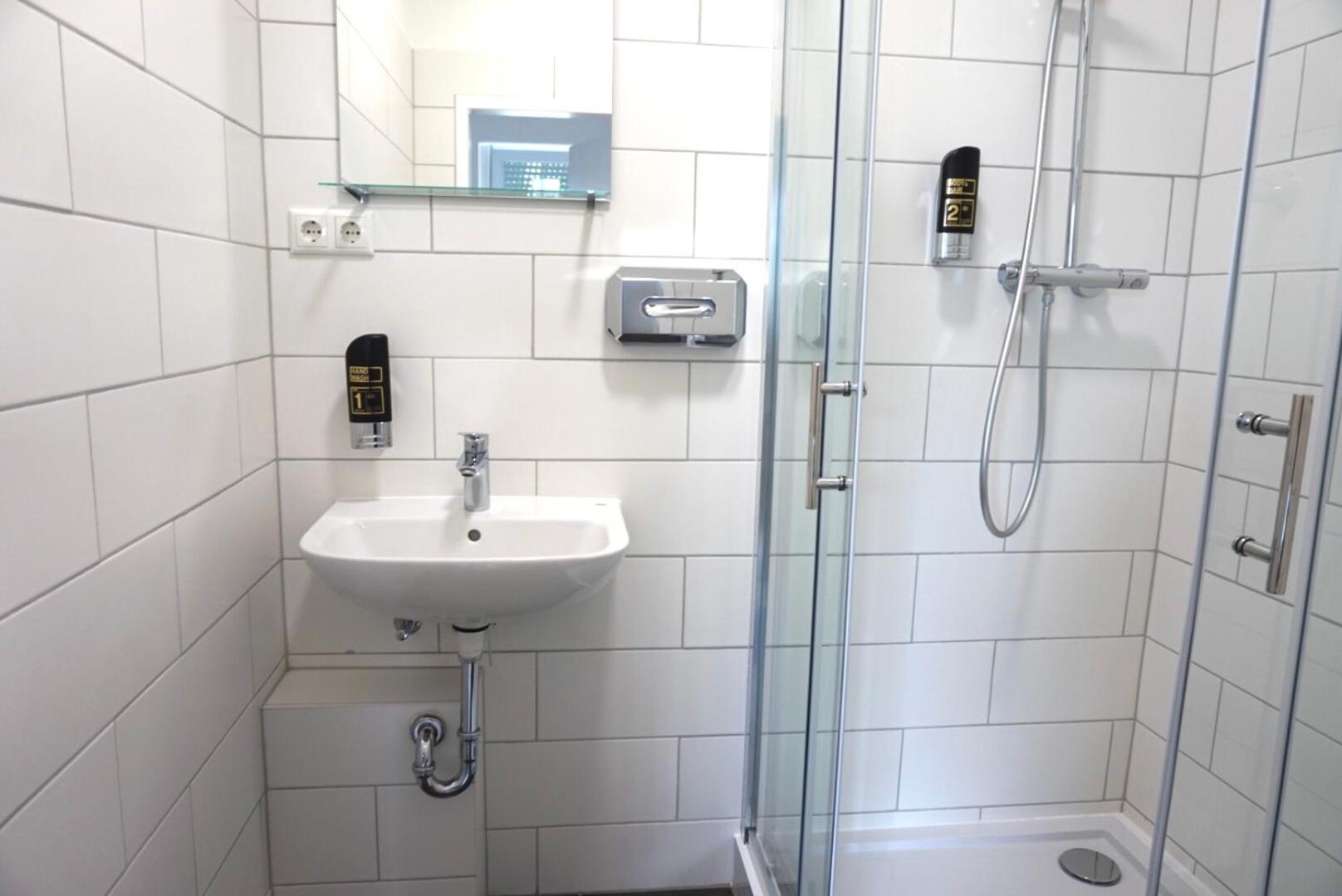 Studio Apartment photo 3