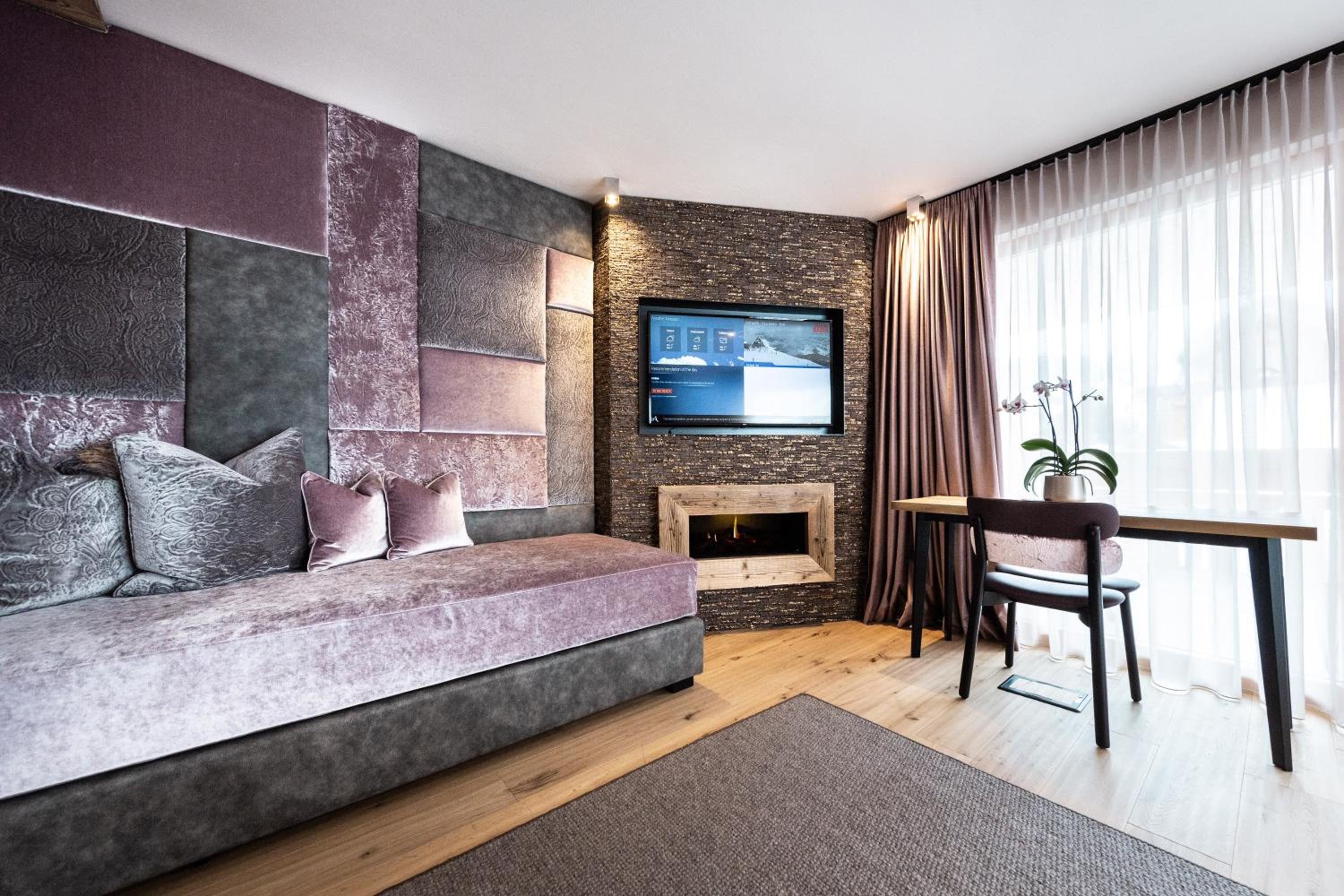 Superior Double or Twin Room photo 1