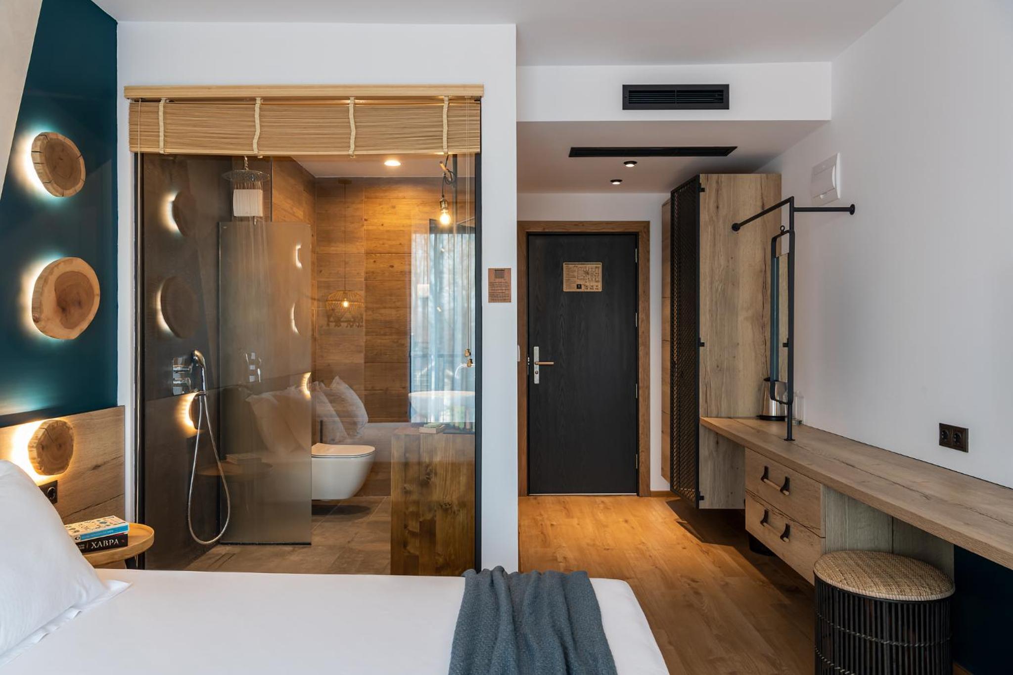 Double or Twin Room - Photo 2