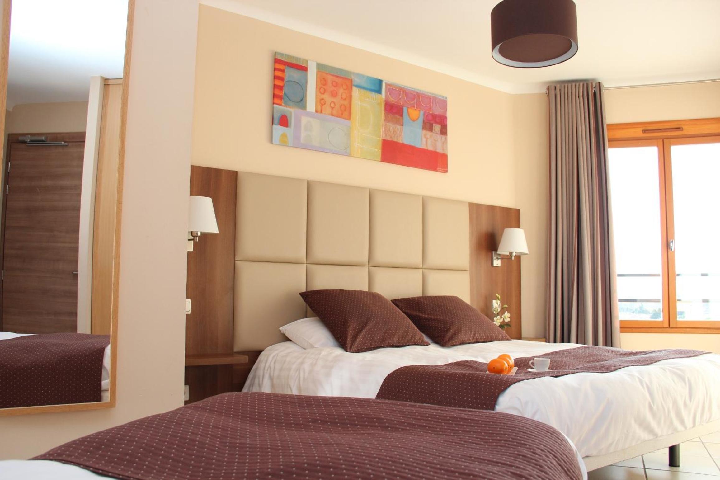 Standard Triple Room photo 2