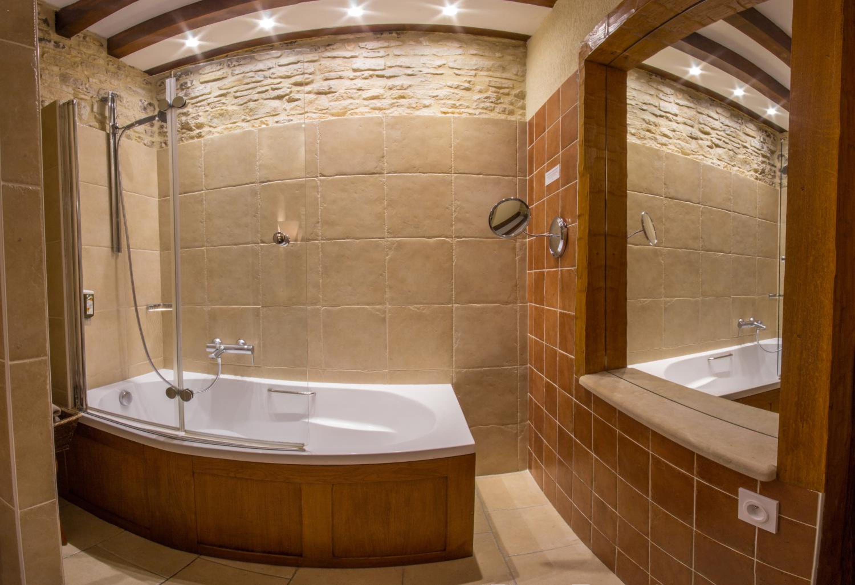 Deluxe Double Room - Photo 9