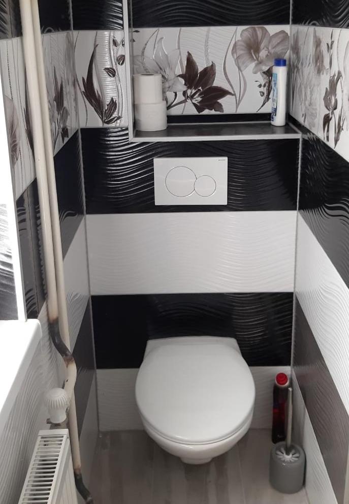 Three-Bedroom House - Photo 20