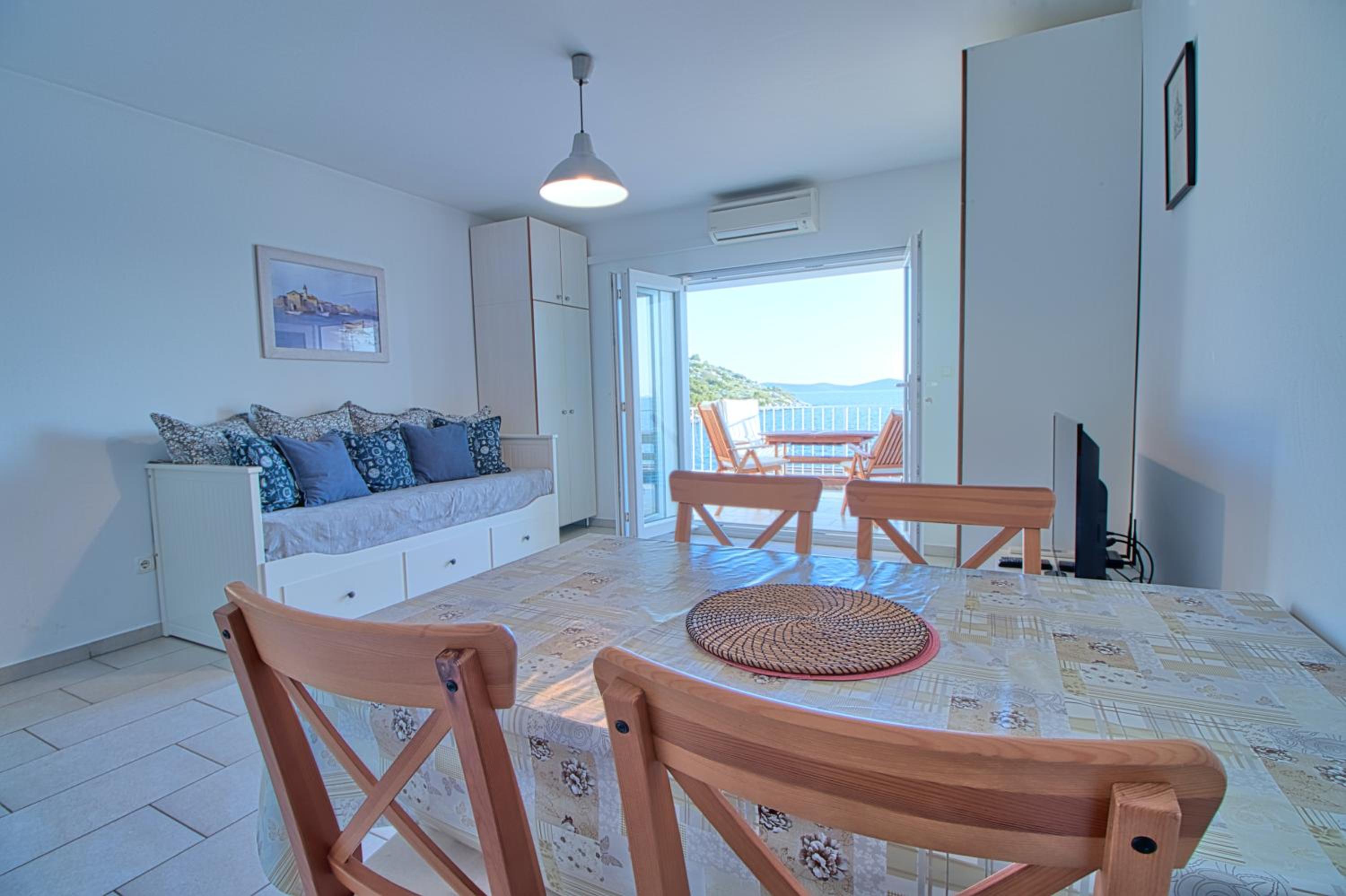 Apartment with Sea View photo 3